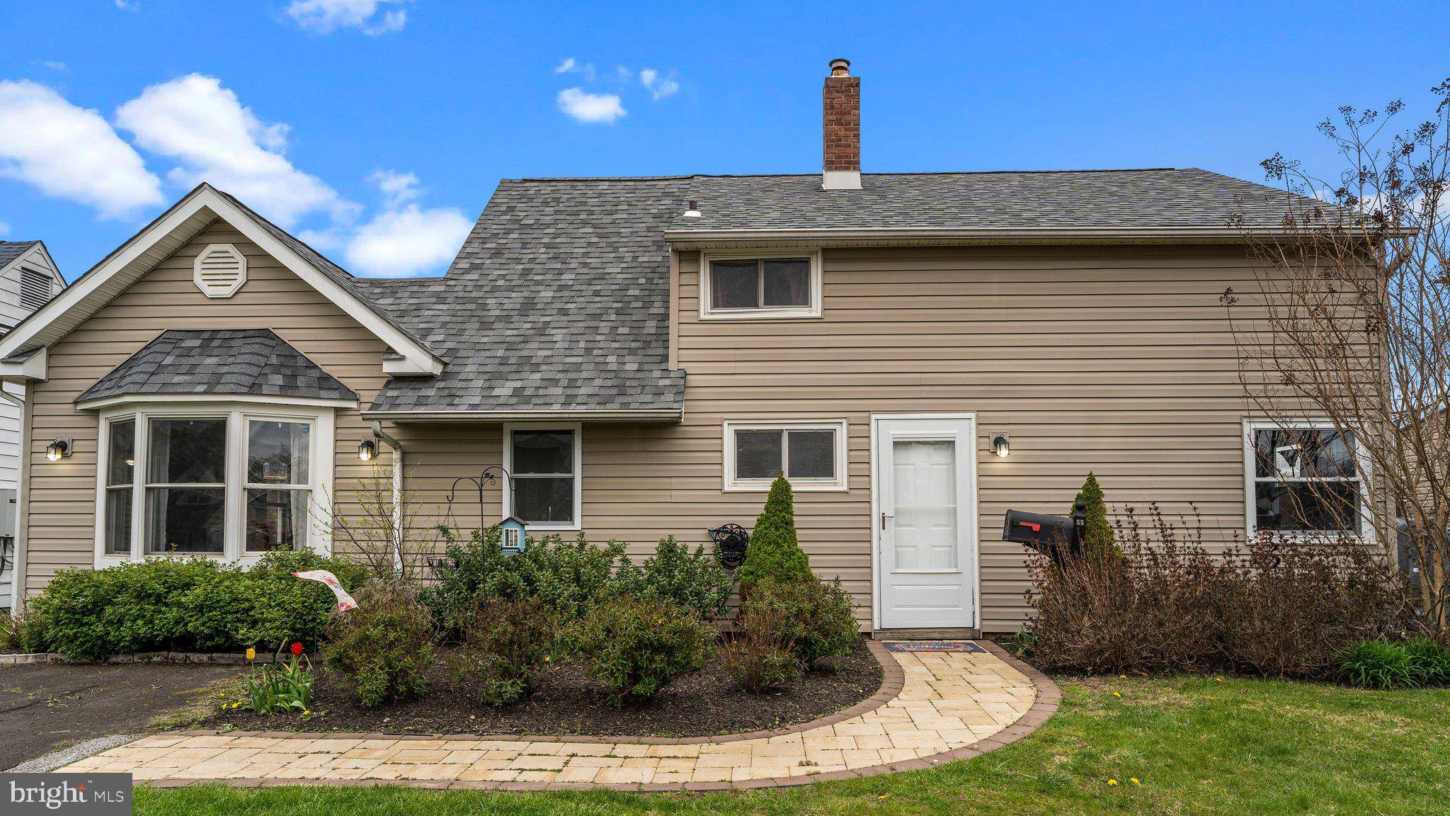 Levittown, PA 19057,55 GRAPEVINE RD