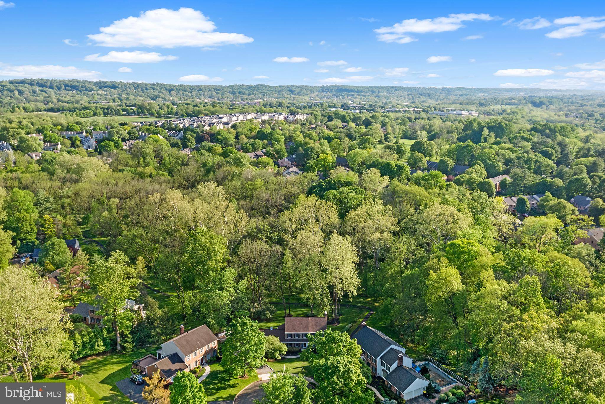 Chesterbrook, PA 19087,1598 MORGAN LN