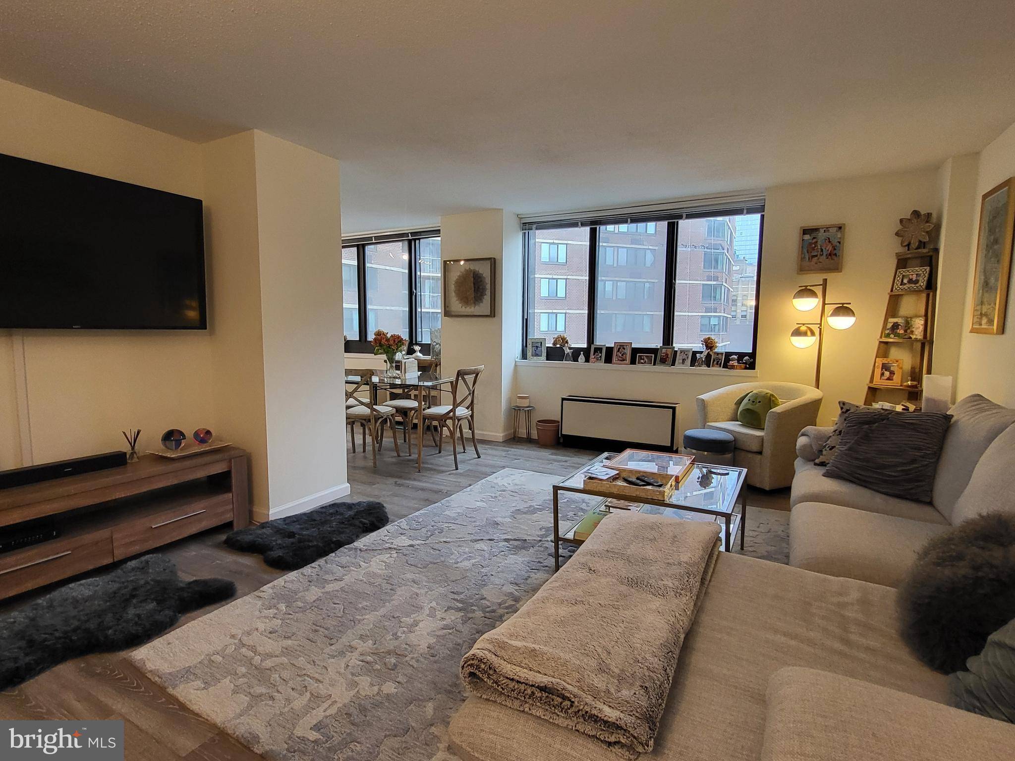Philadelphia, PA 19102,1420 LOCUST ST #16Q