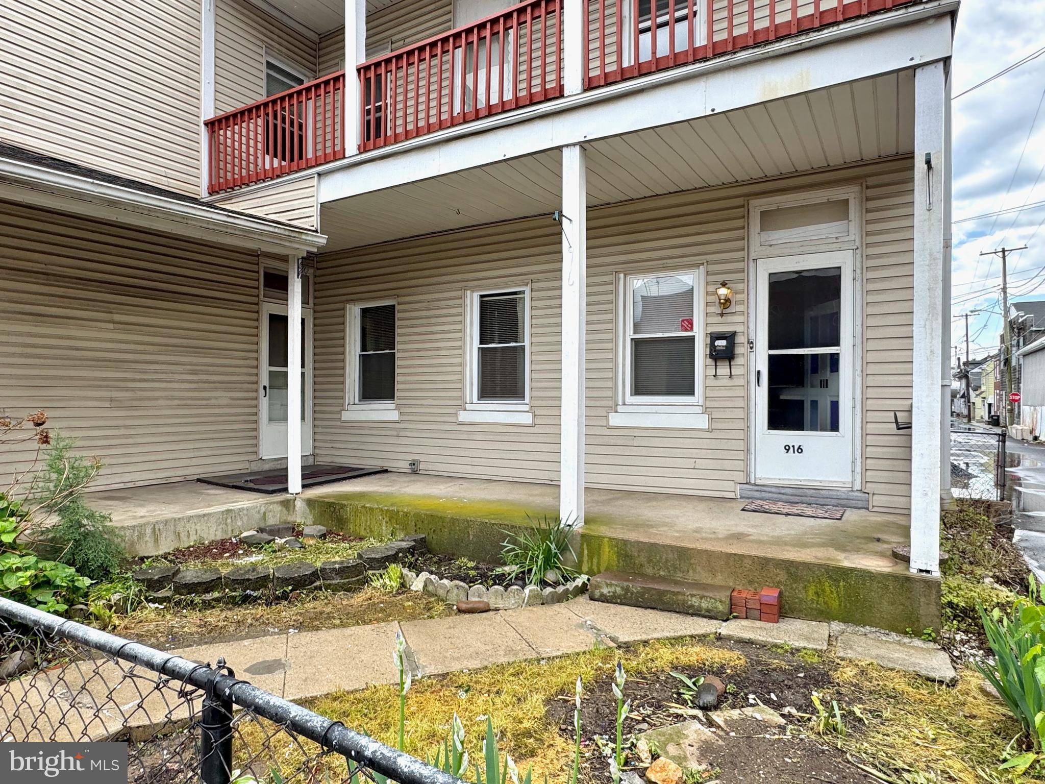 Lebanon, PA 17046,916 MIFFLIN ST