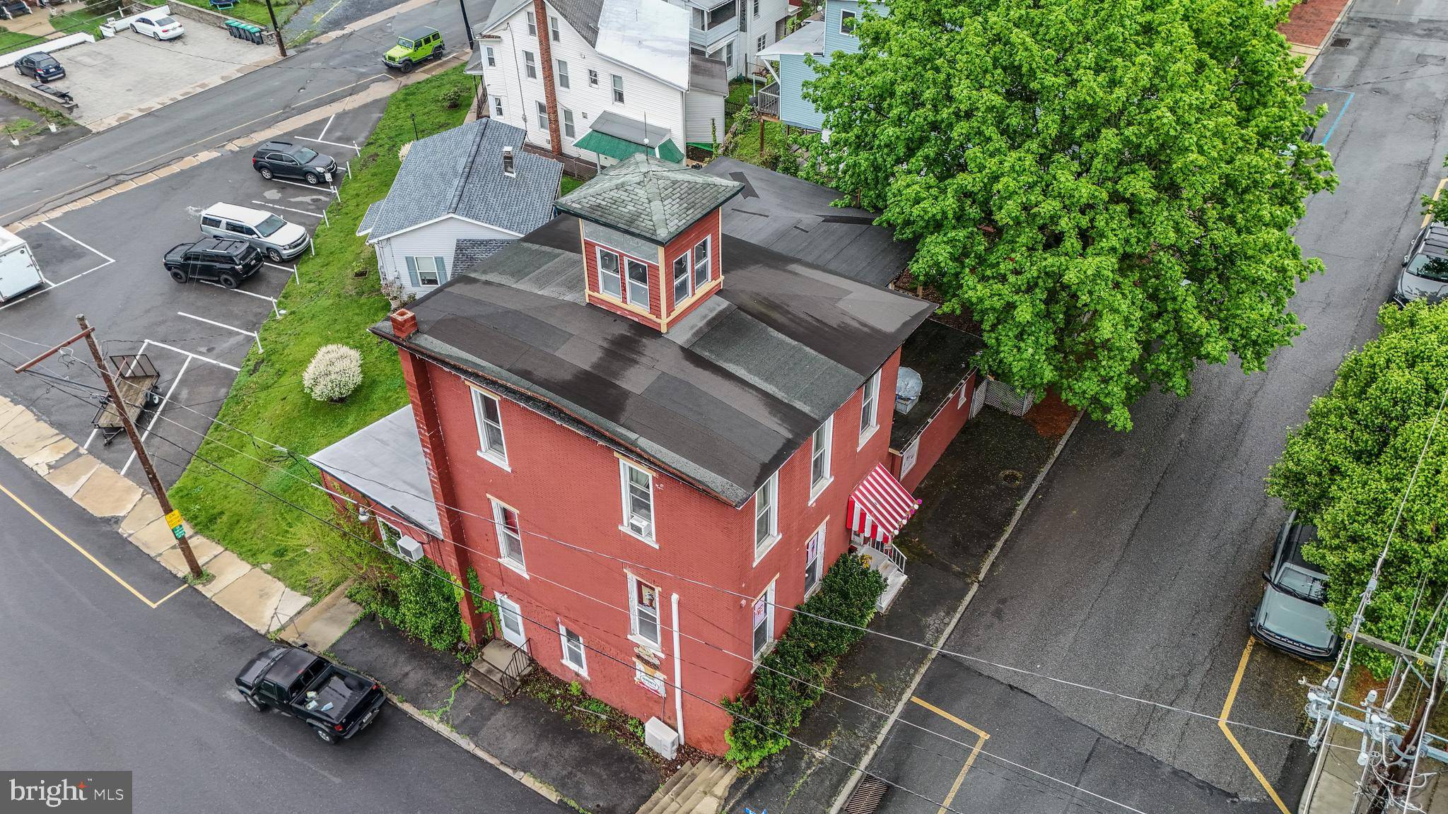 Tamaqua, PA 18252,300 LAFAYETTE ST