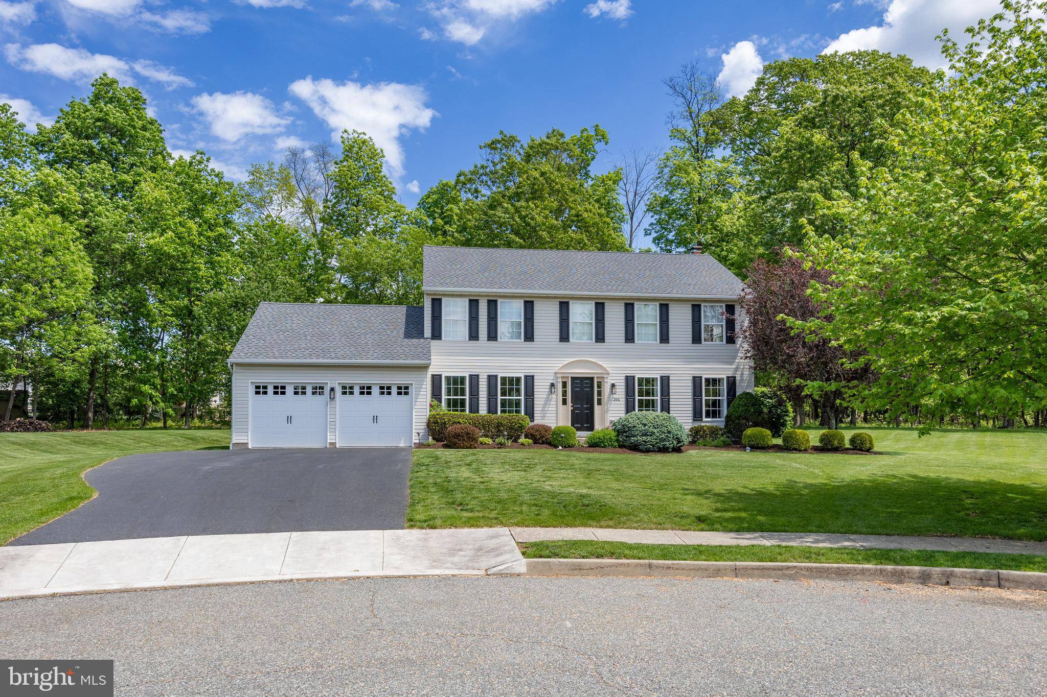 Royersford, PA 19468,206 BERKSHIRE LN