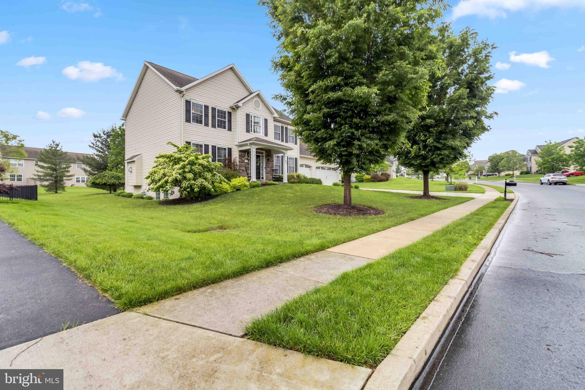 Mechanicsburg, PA 17050,207 DUNBAR DR