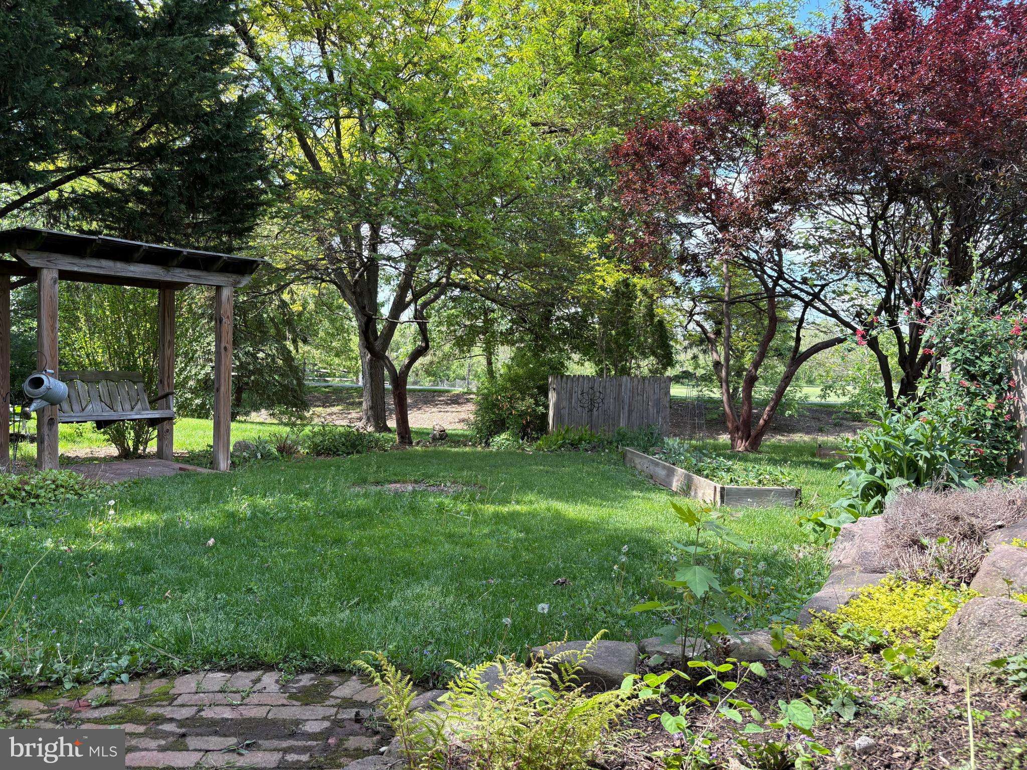 Lititz, PA 17543,33 PEBBLE CREEK DR