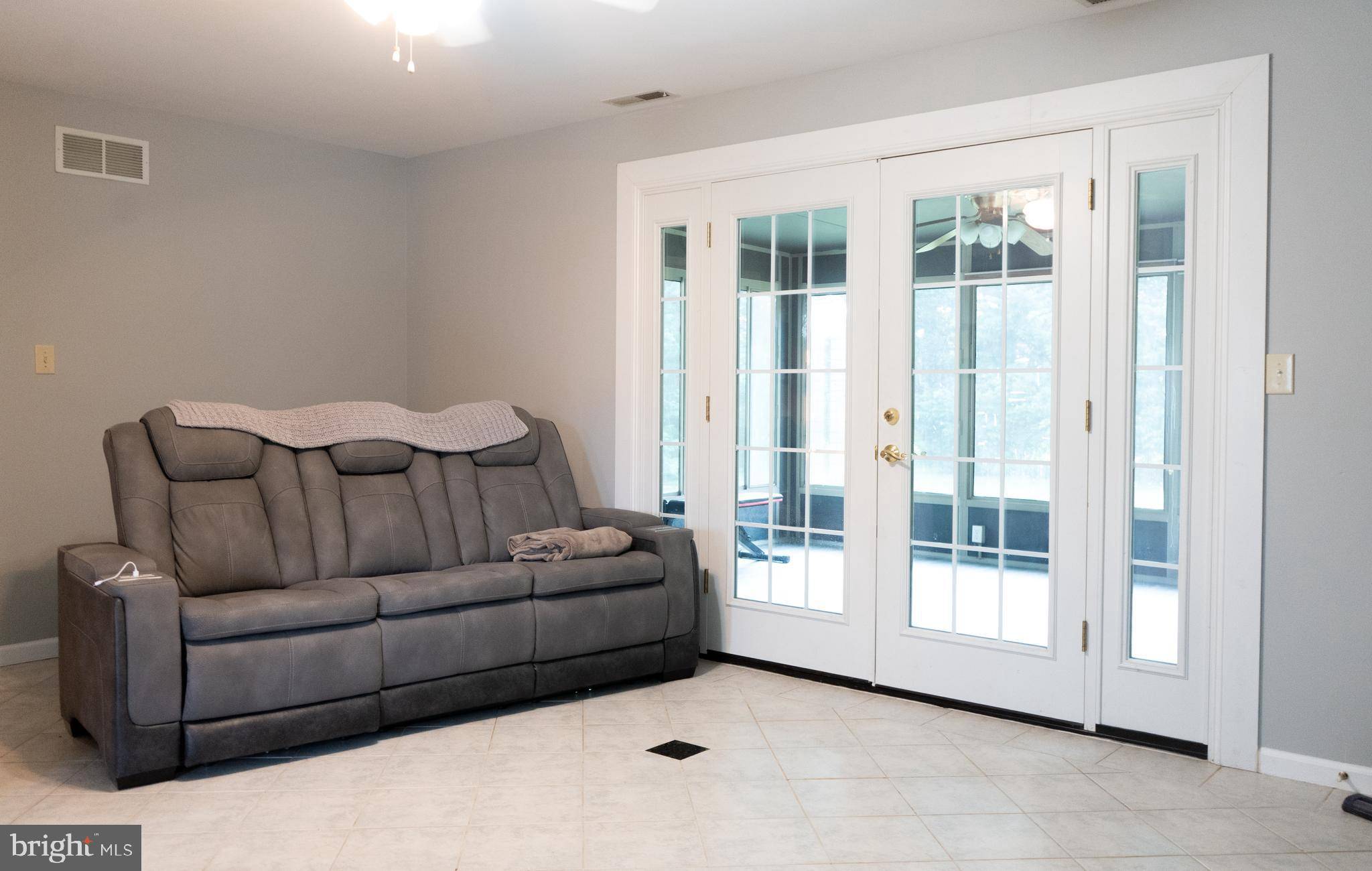 Felton, DE 19943,350 HEARTHSTONE LN
