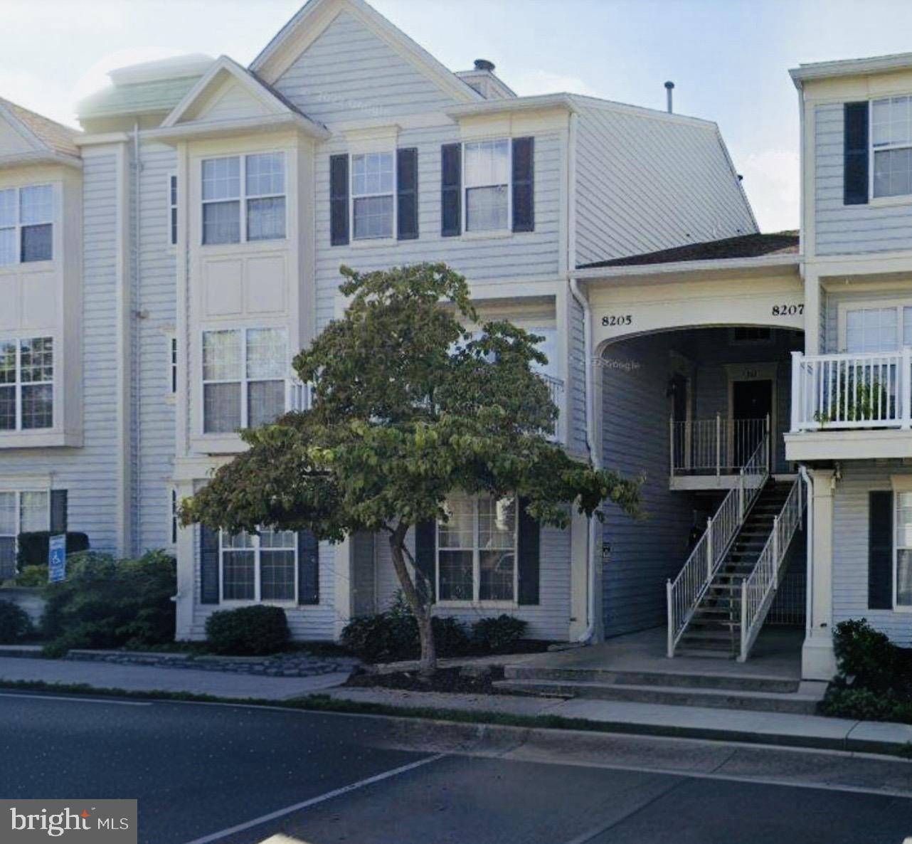 Lorton, VA 22079,8205 CROSSBROOK CT #201