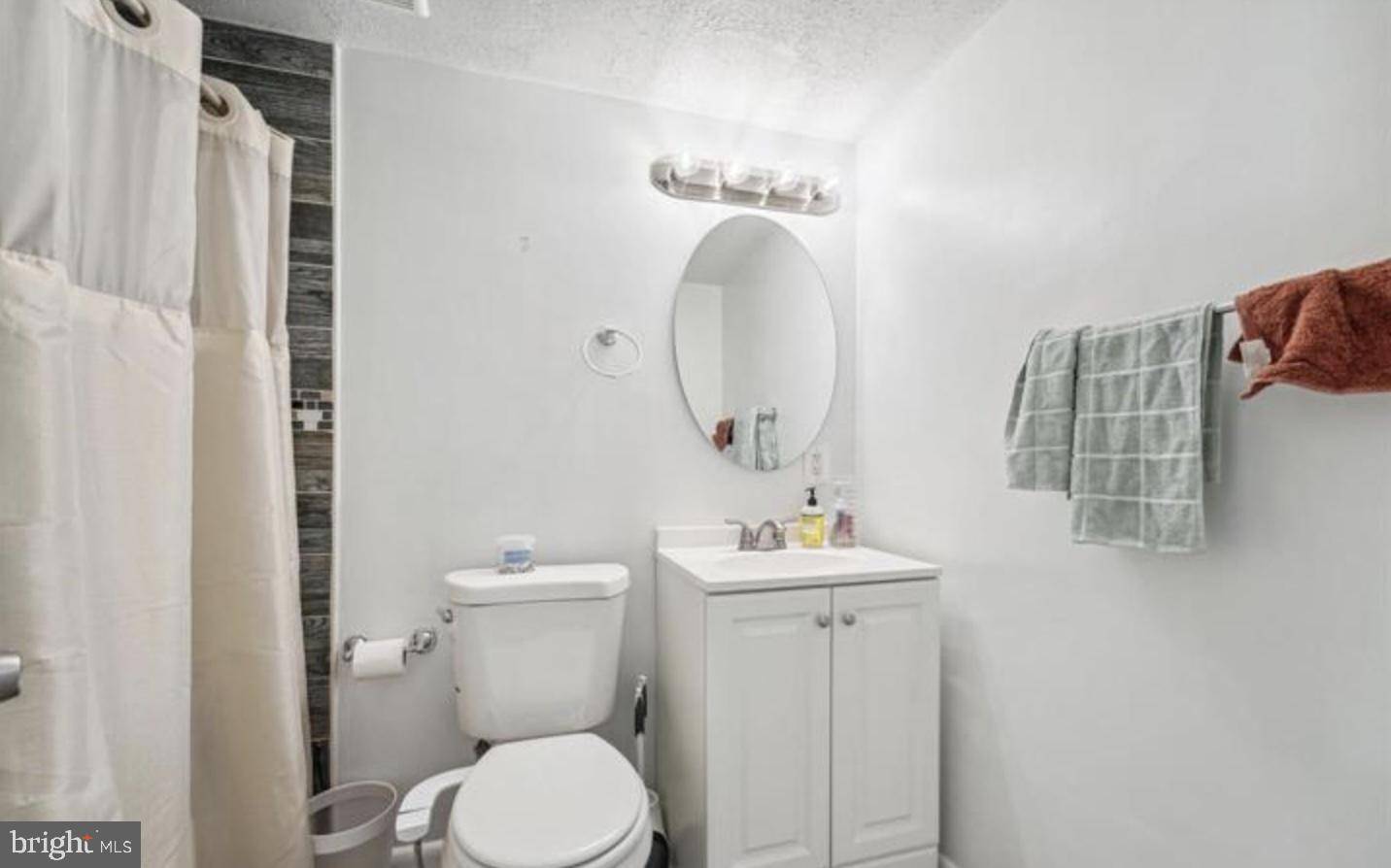 Suitland, MD 20746,3841 SAINT BARNABAS RD #3843T