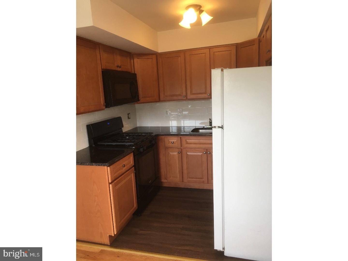 Philadelphia, PA 19131,2768-B W COUNTRY CLUB RD