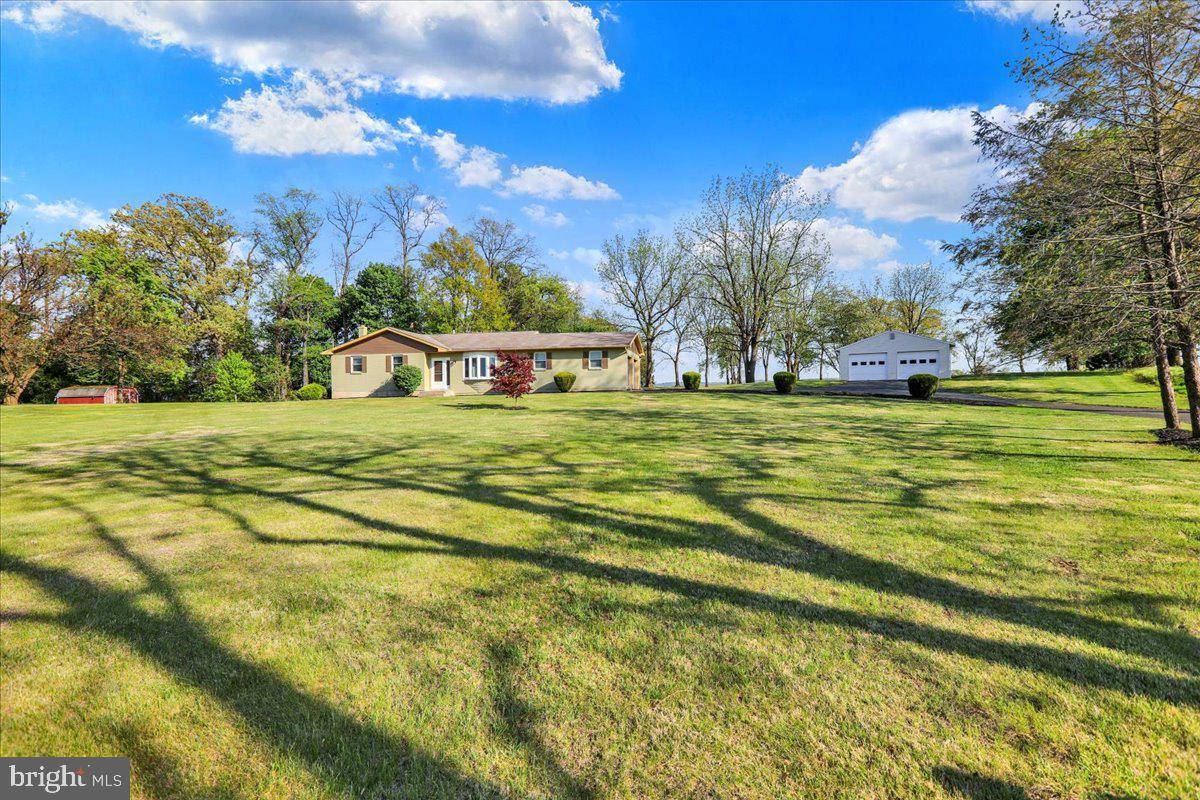 Kutztown, PA 19530,527 BALDY RD