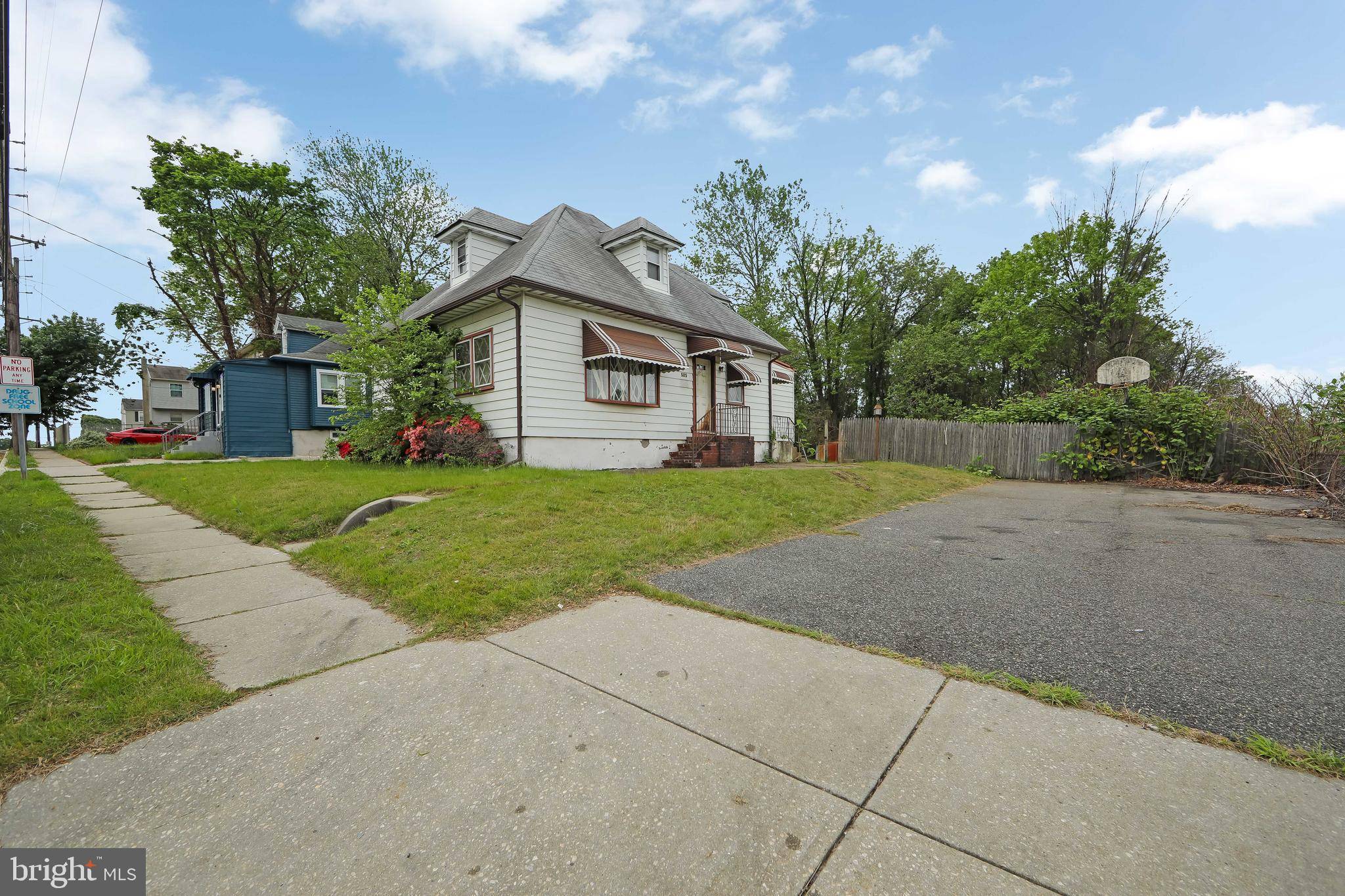 Pennsauken, NJ 08110,525 DEROUSSE AVE