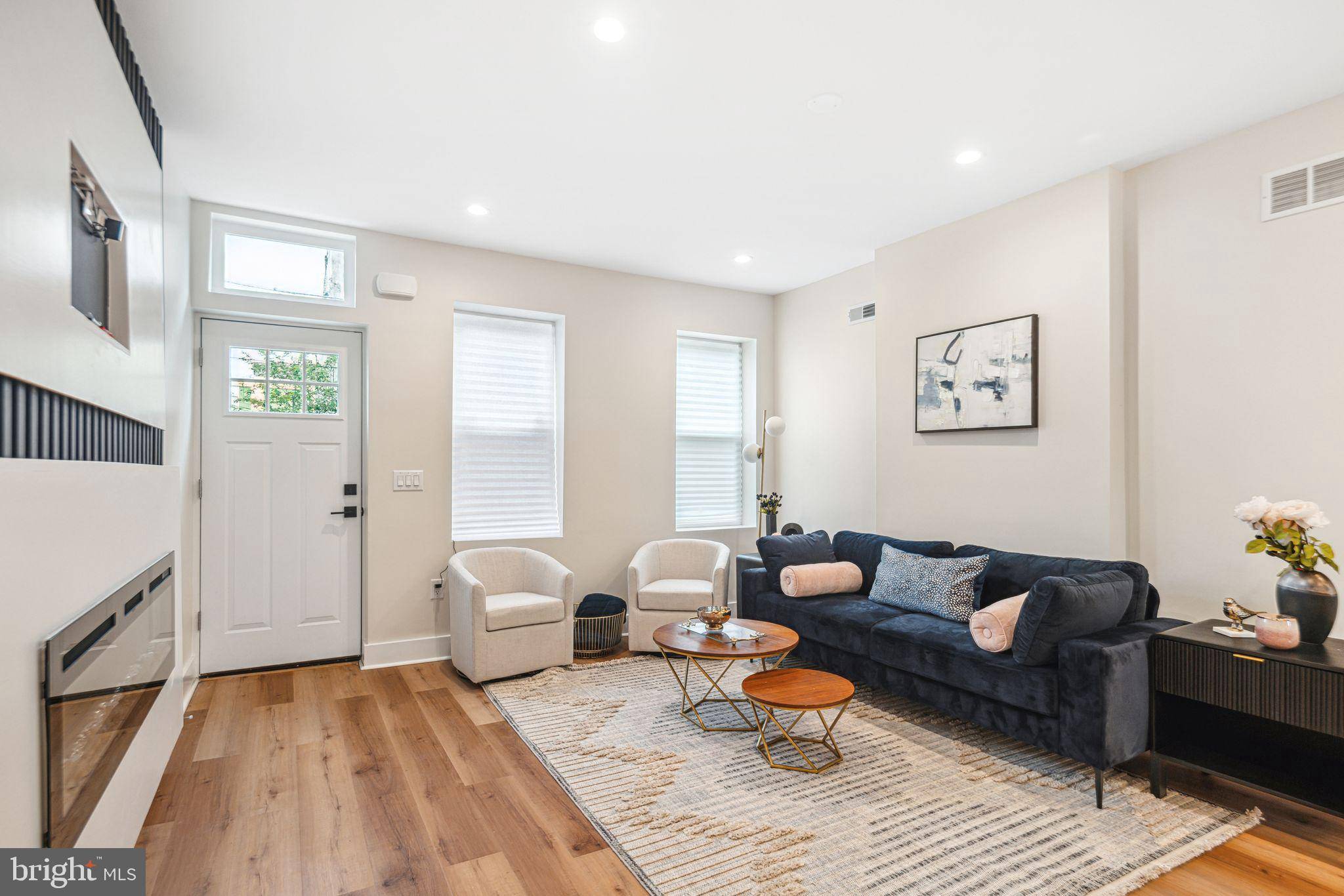 Philadelphia, PA 19125,1812 E LETTERLY ST