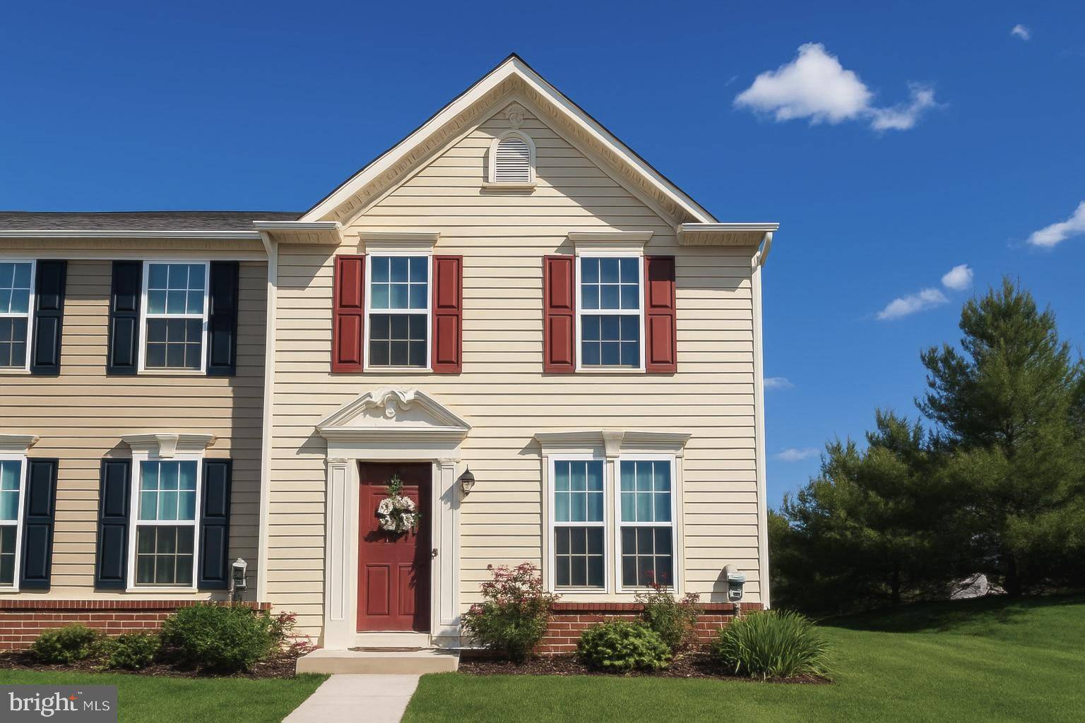 Falling Waters, WV 25419,37 ERIE PL