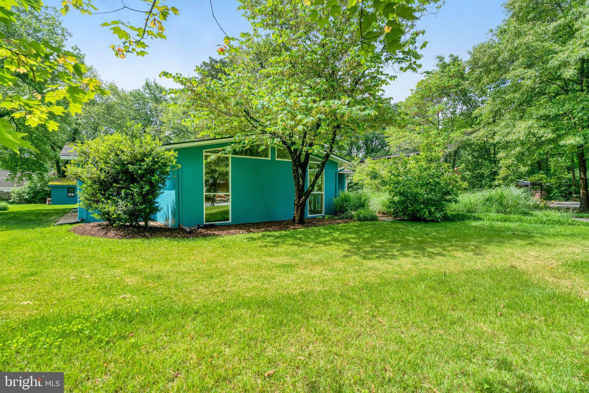 Alexandria, VA 22307,1937 MARTHAS RD