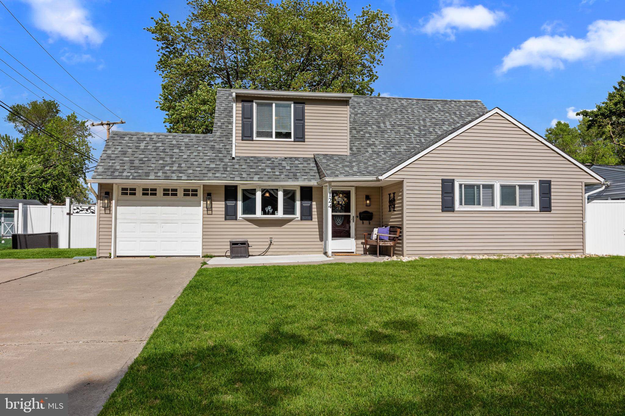 Levittown, PA 19056,124 HIGHLAND PARK DR