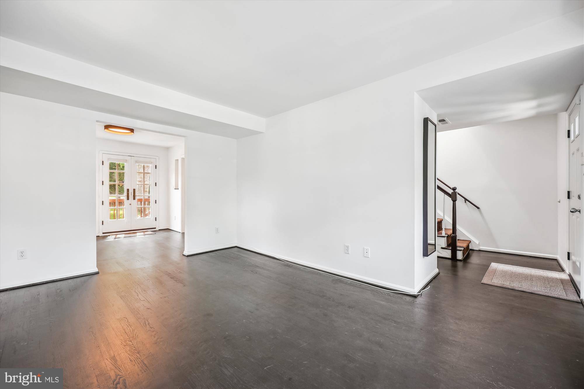 Chevy Chase, MD 20815,6705 HILLANDALE RD #153