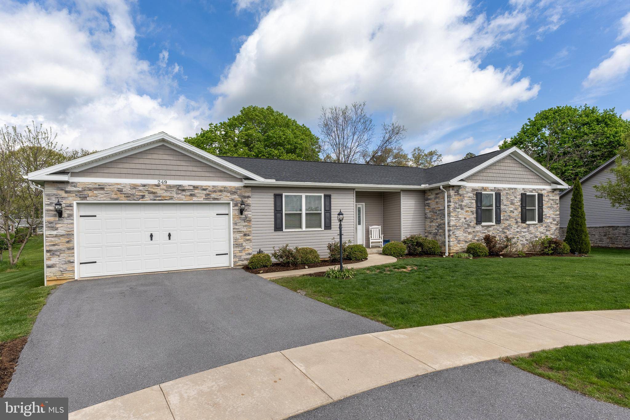 State College, PA 16803,249 BOLTON AVE