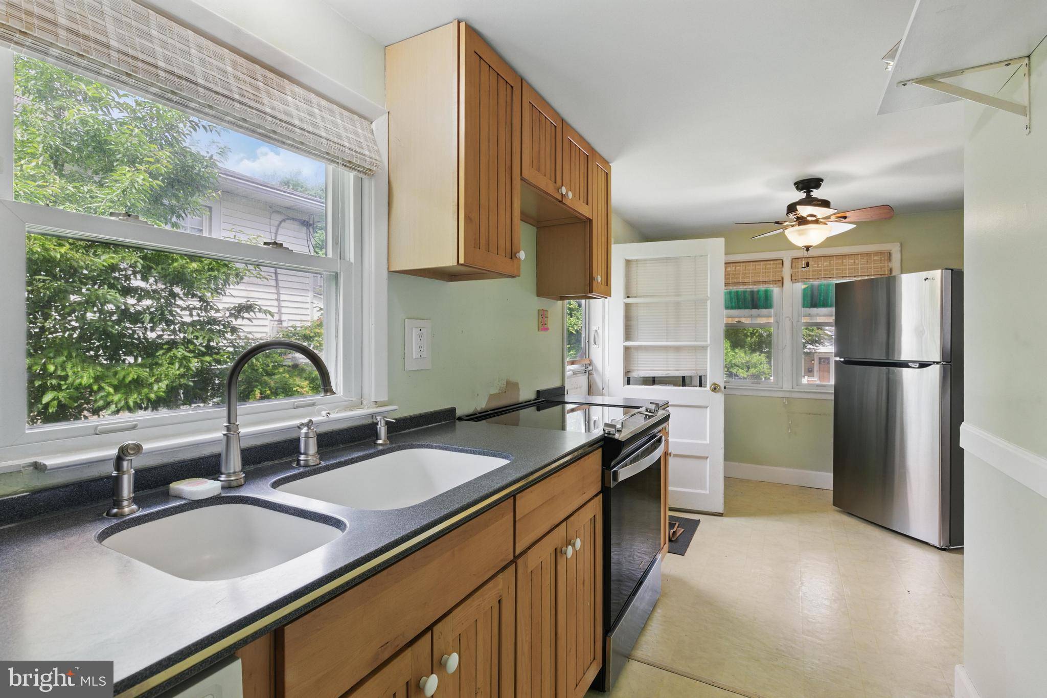 Newtown Square, PA 19073,23 N LINE RD