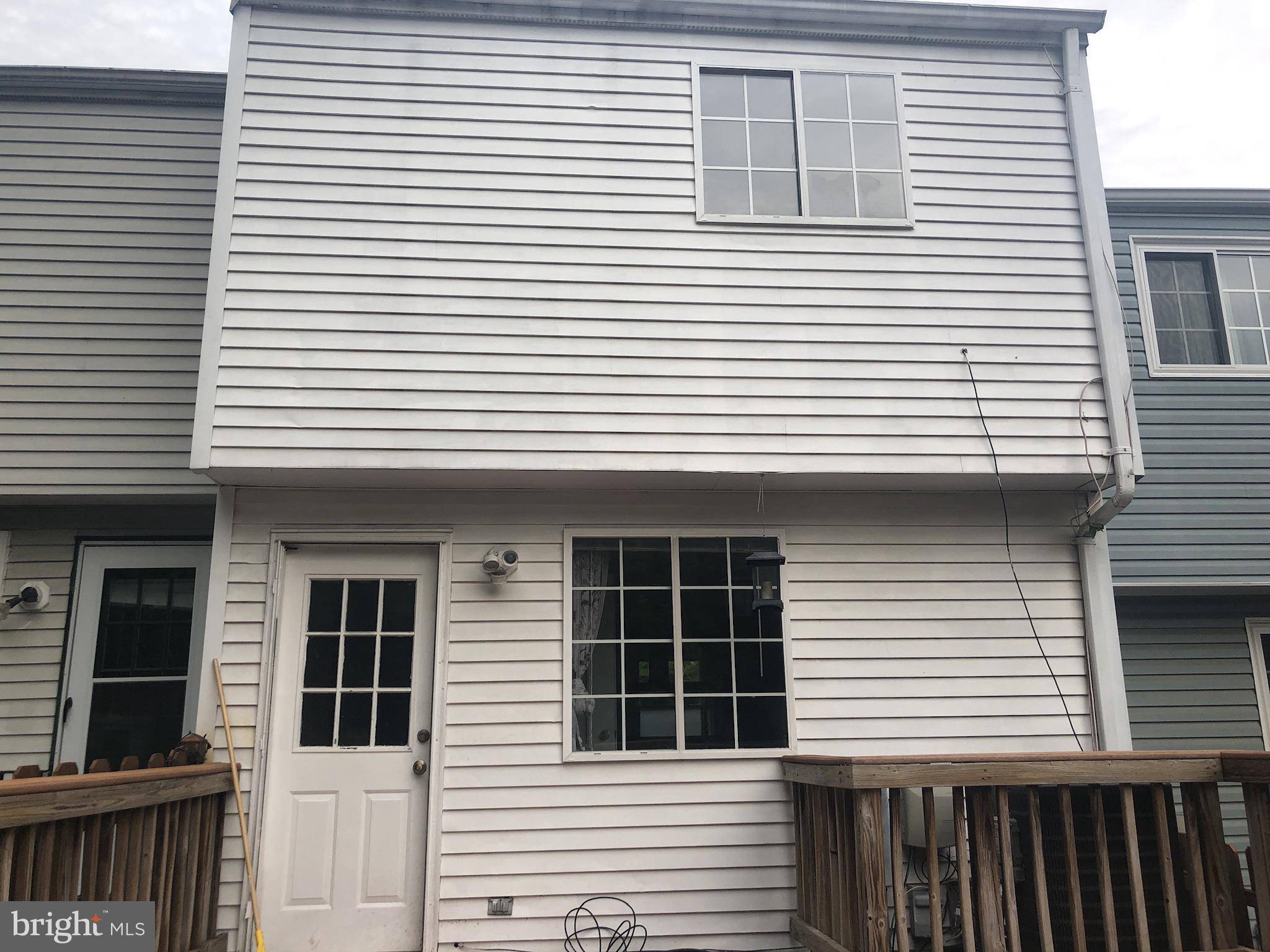 Springfield, VA 22153,8426 LAZY CREEK CT