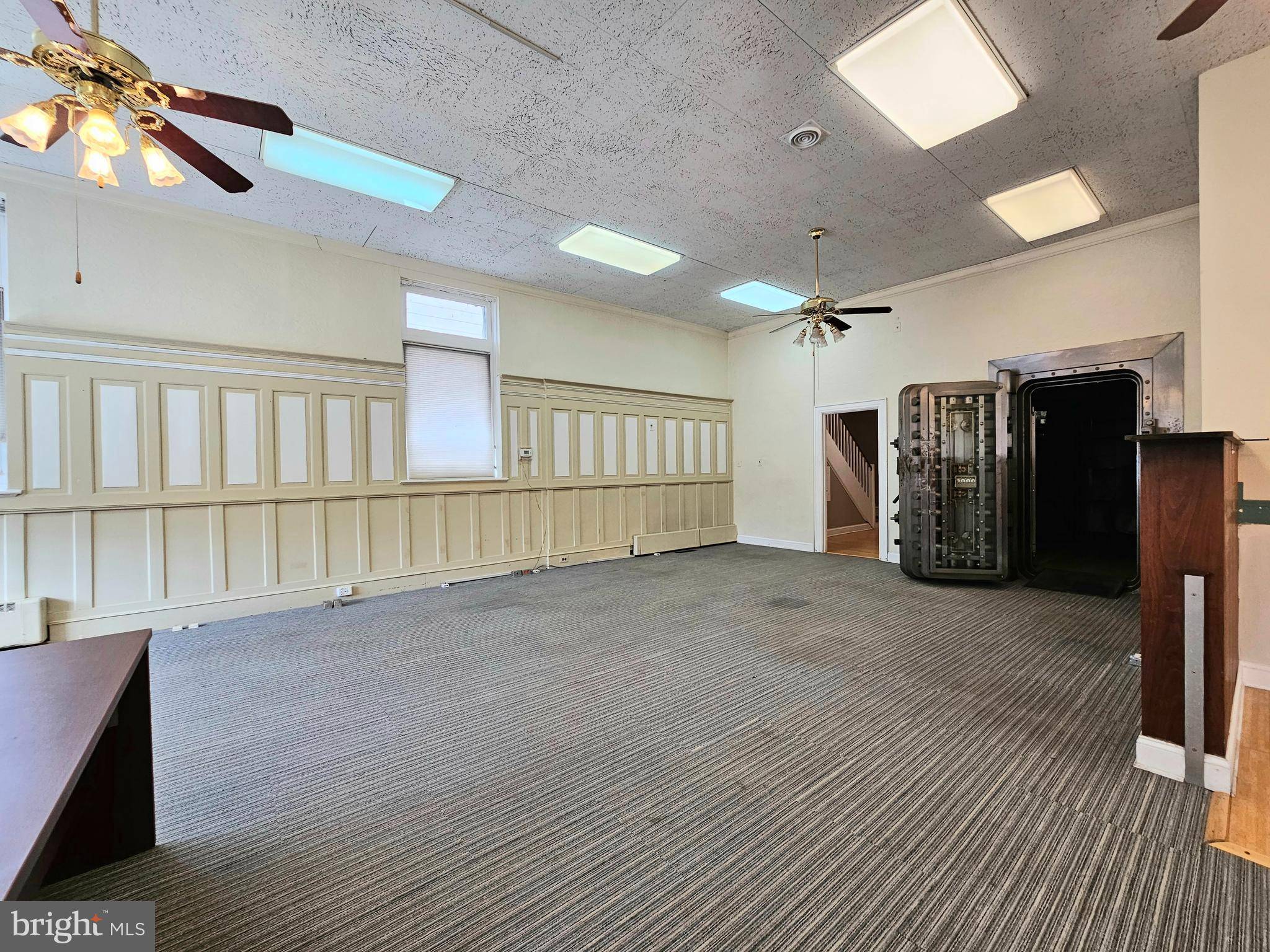 Riegelsville, PA 18077,107 DELAWARE RD