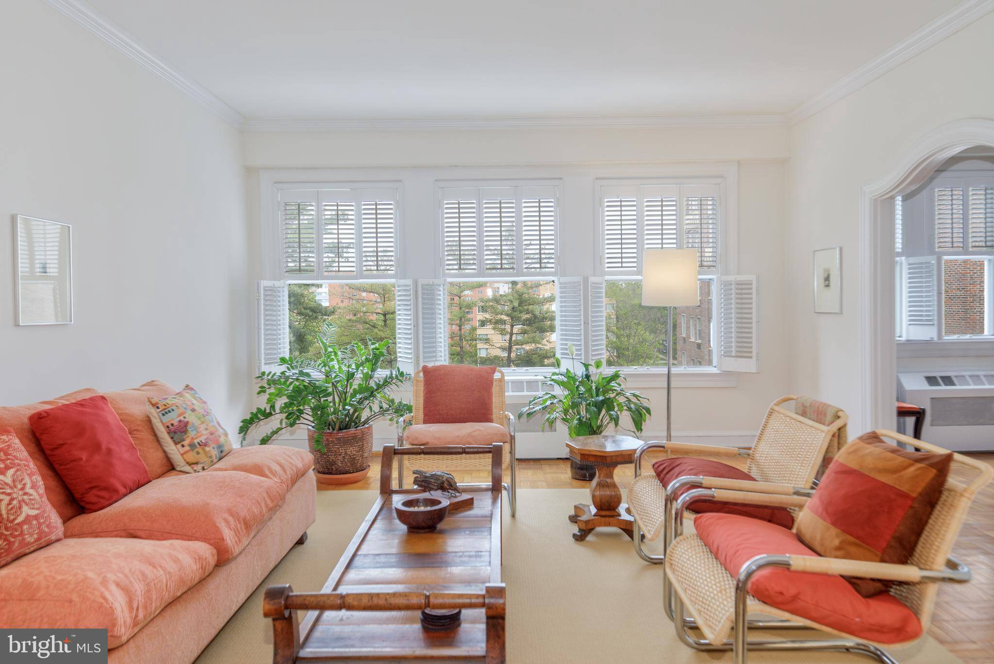 Washington, DC 20016,4000 CATHEDRAL AVE NW #516-B