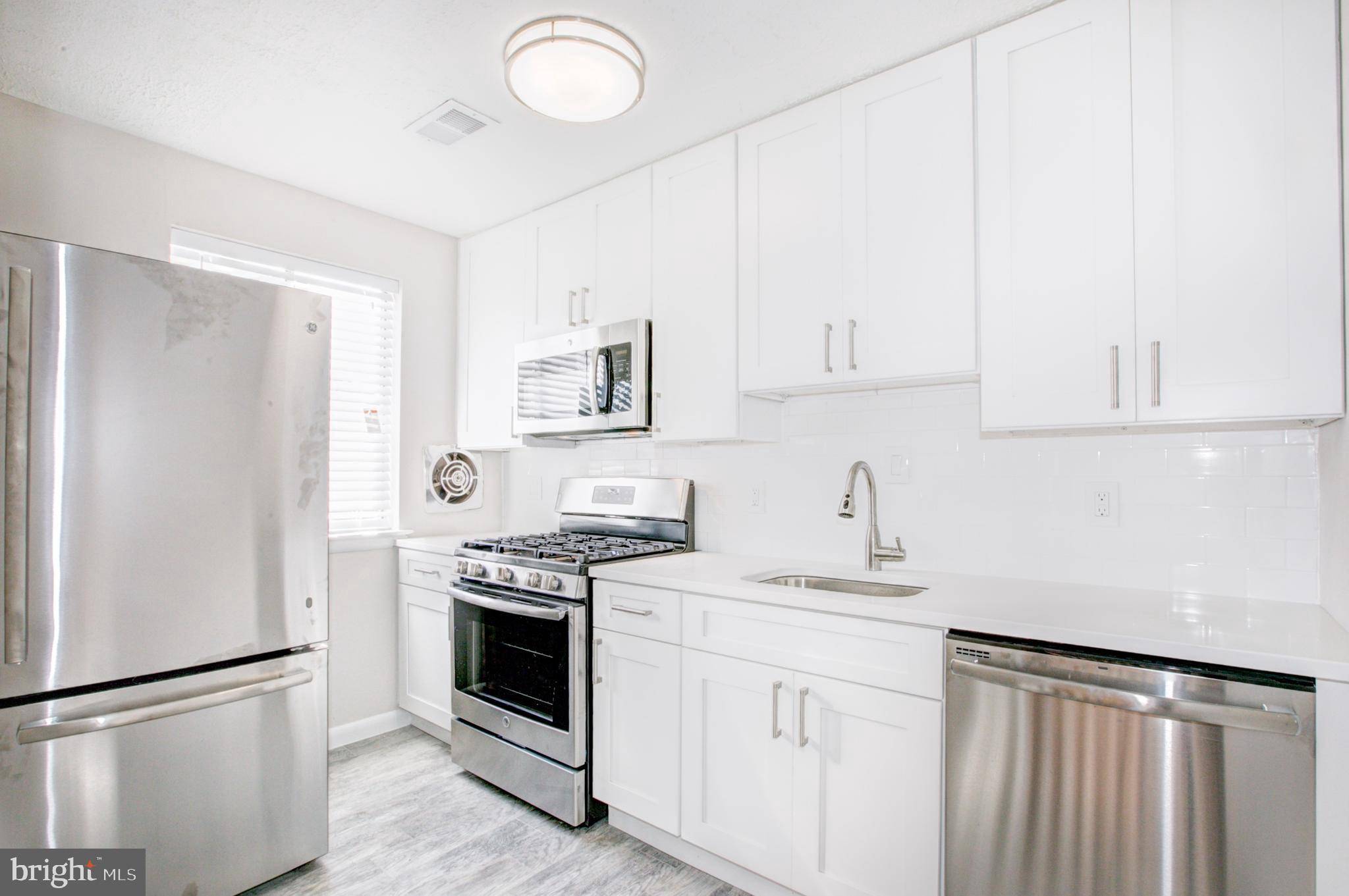 Washington, DC 20020,1920 NAYLOR RD SE #305