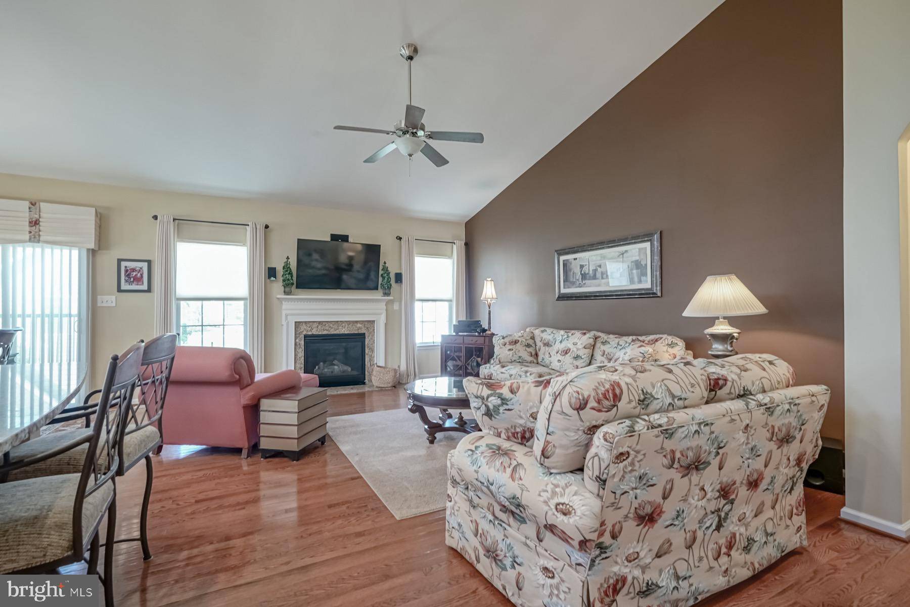 Atco, NJ 08004,21 JOSIE LN