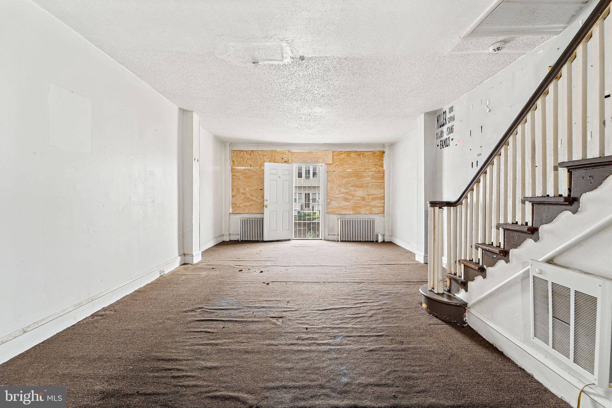 Philadelphia, PA 19142,6081 CHESTER AVE