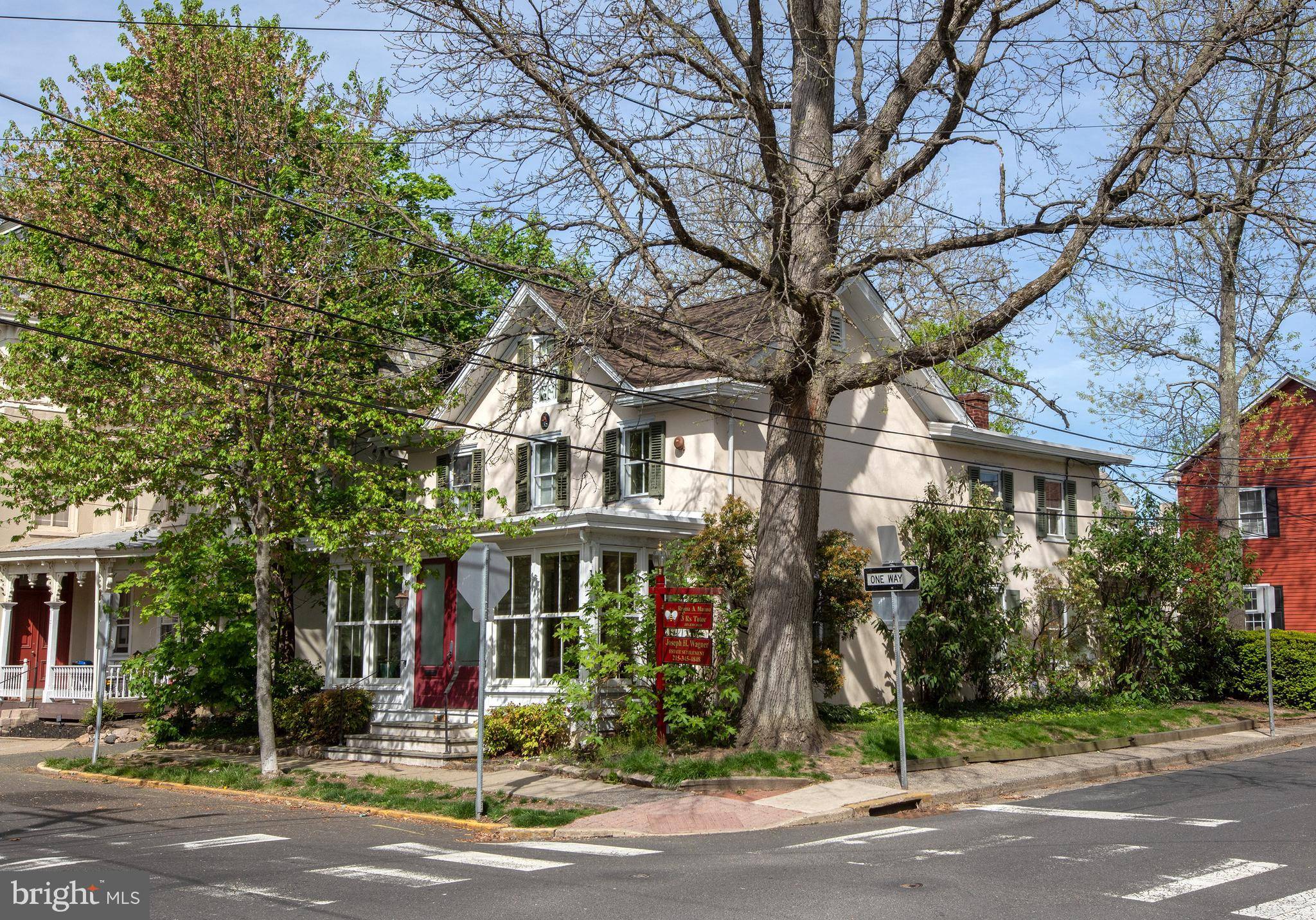 Doylestown, PA 18901,69 E OAKLAND AVE