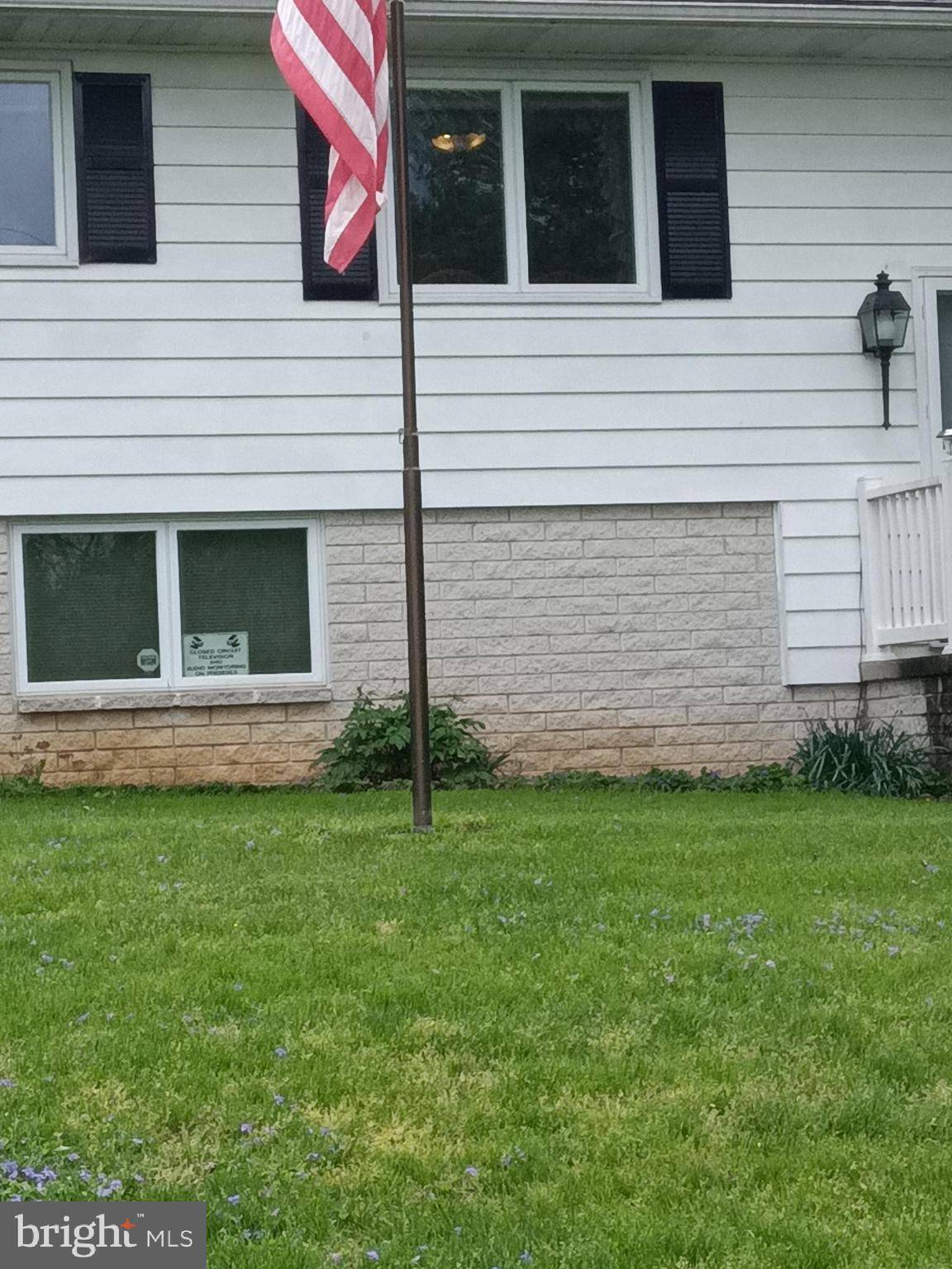 Mount Wolf, PA 17347,785 LOCUST ST