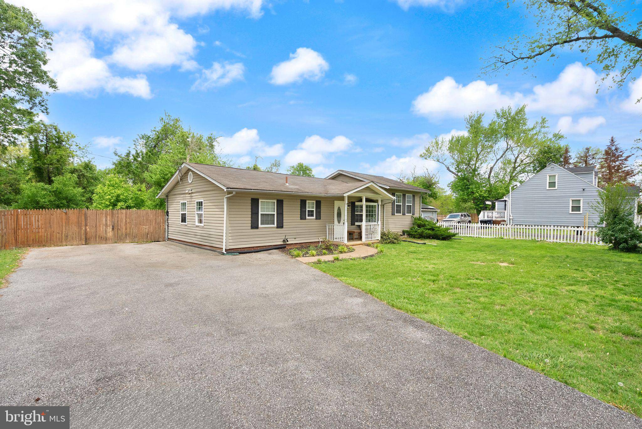 Accokeek, MD 20607,14501 LIVINGSTON RD