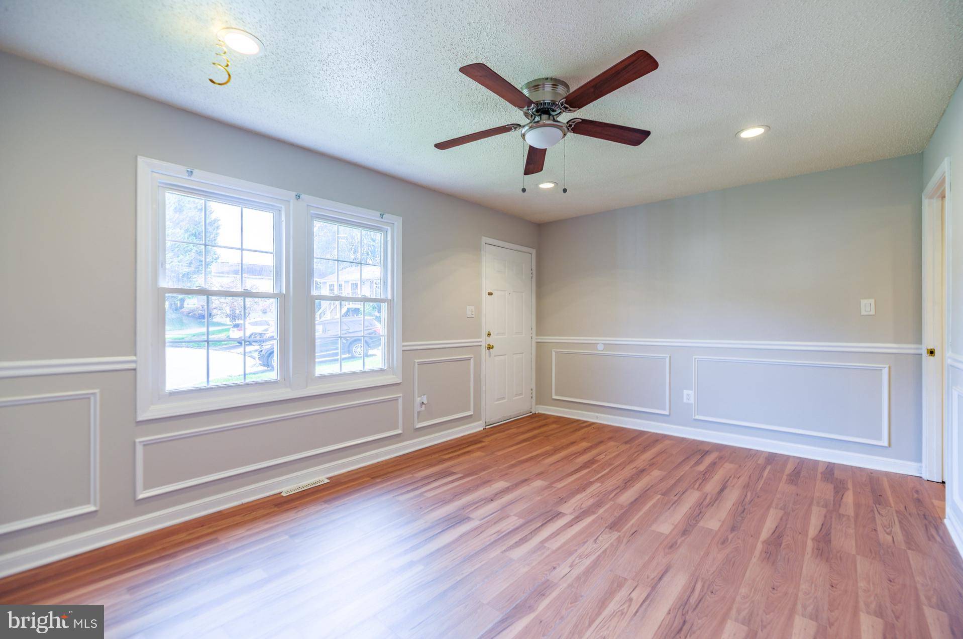 Leesburg, VA 20175,125 OAK VIEW DR SE