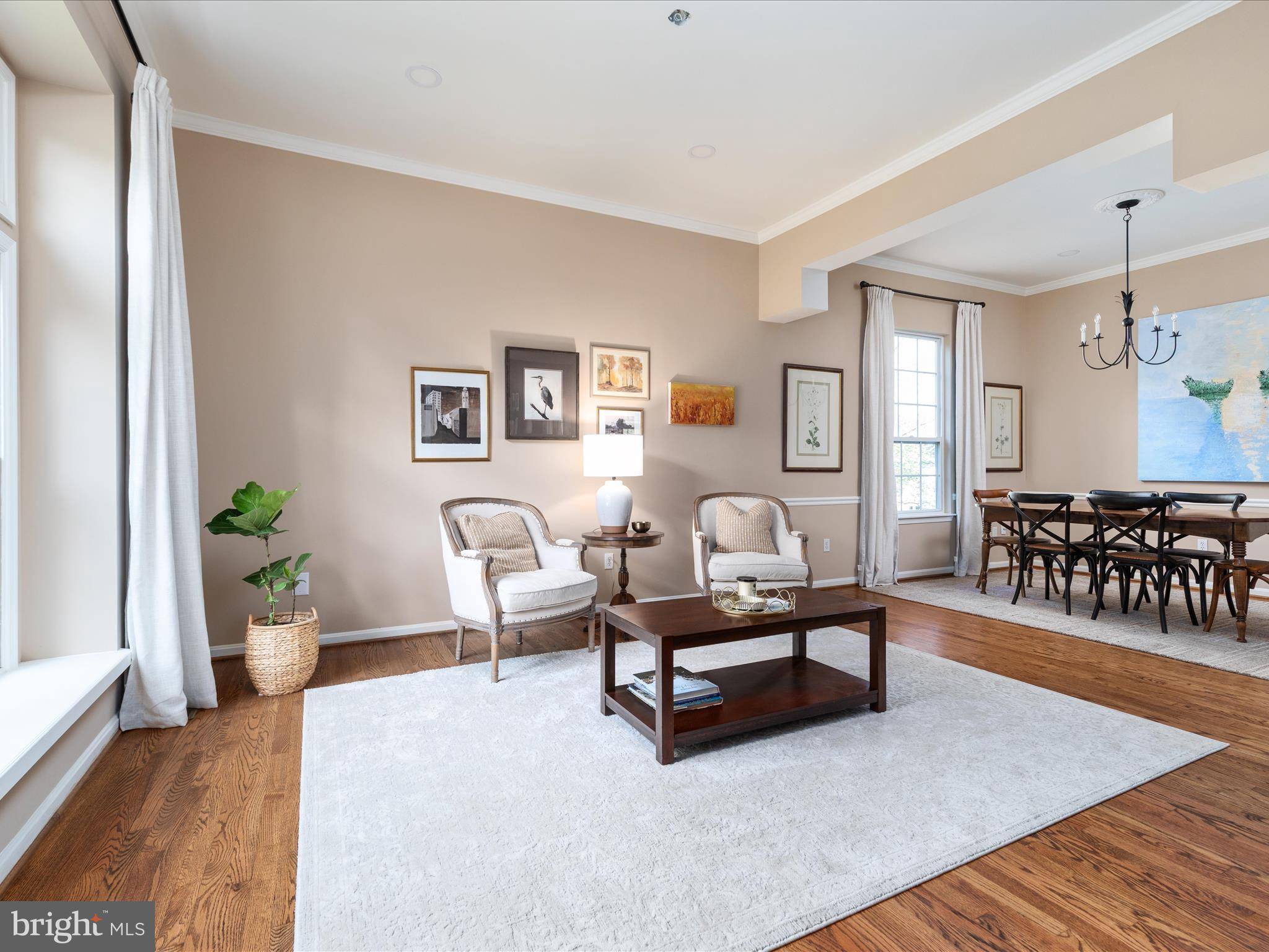 Round Hill, VA 20141,35513 SOURWOOD PL