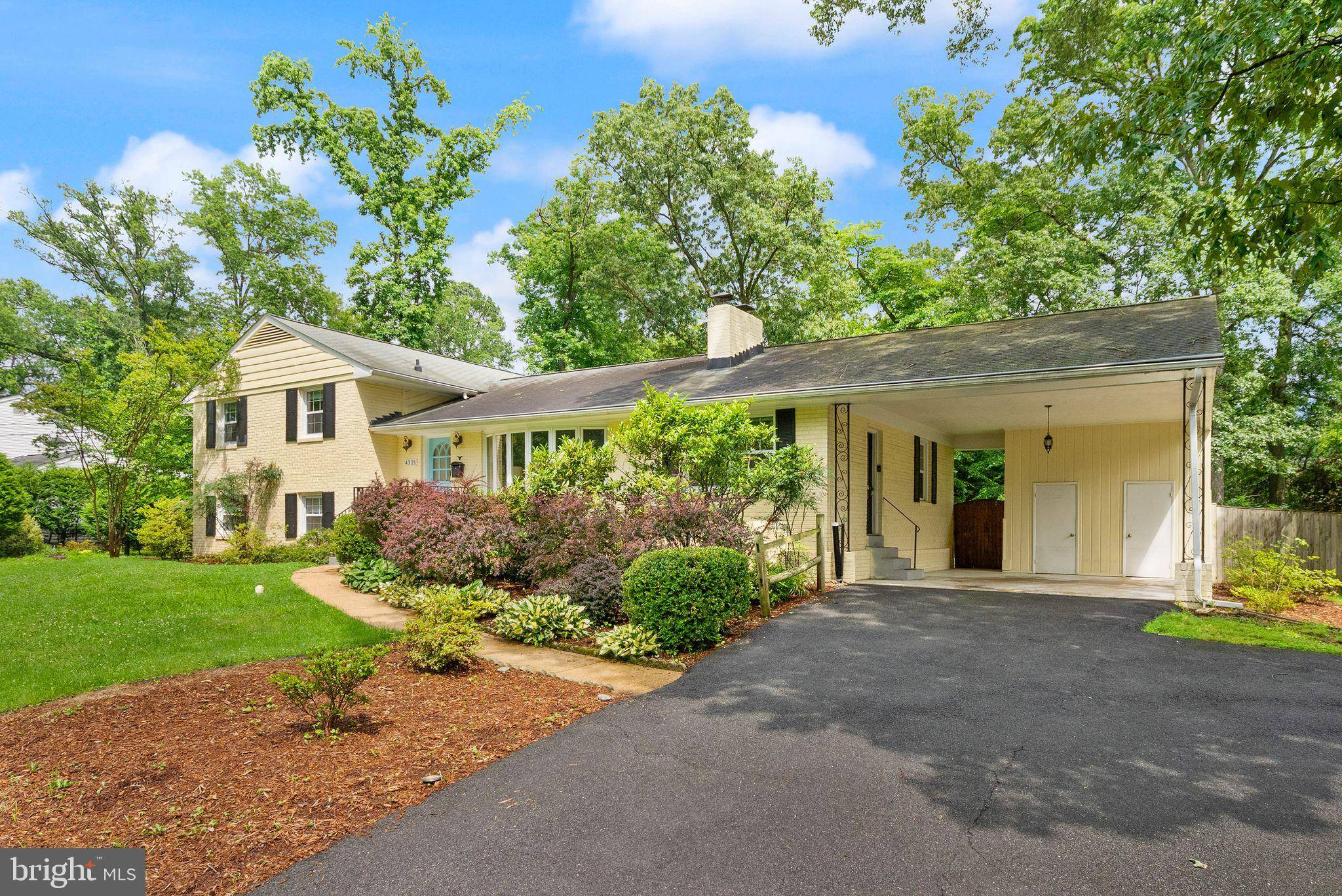 Alexandria, VA 22309,4321 NEPTUNE DR