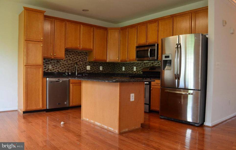 Chantilly, VA 20152,25508 CROSSFIELD DR