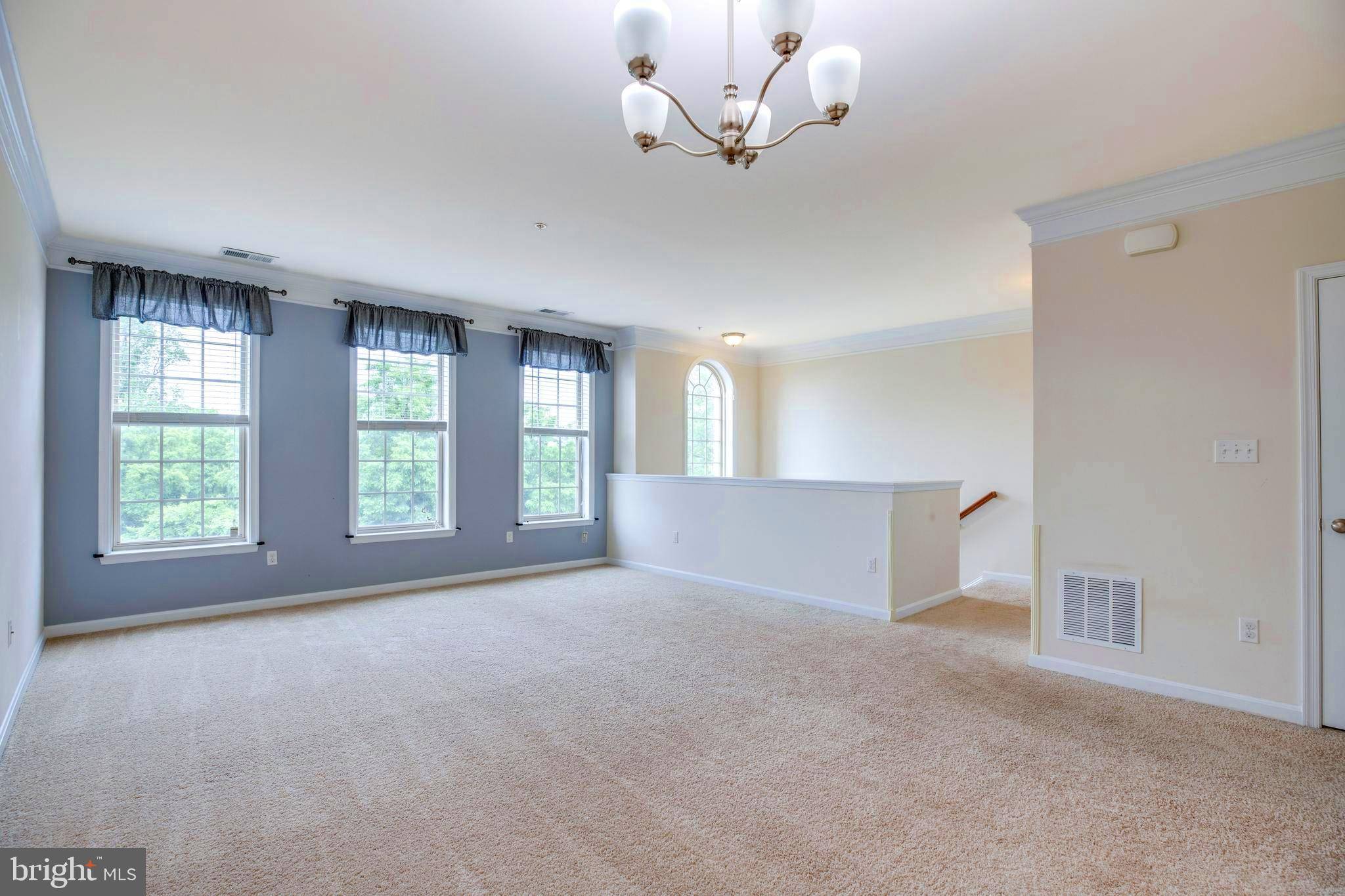 Lanham, MD 20706,2527 CAMPUS WAY N #69