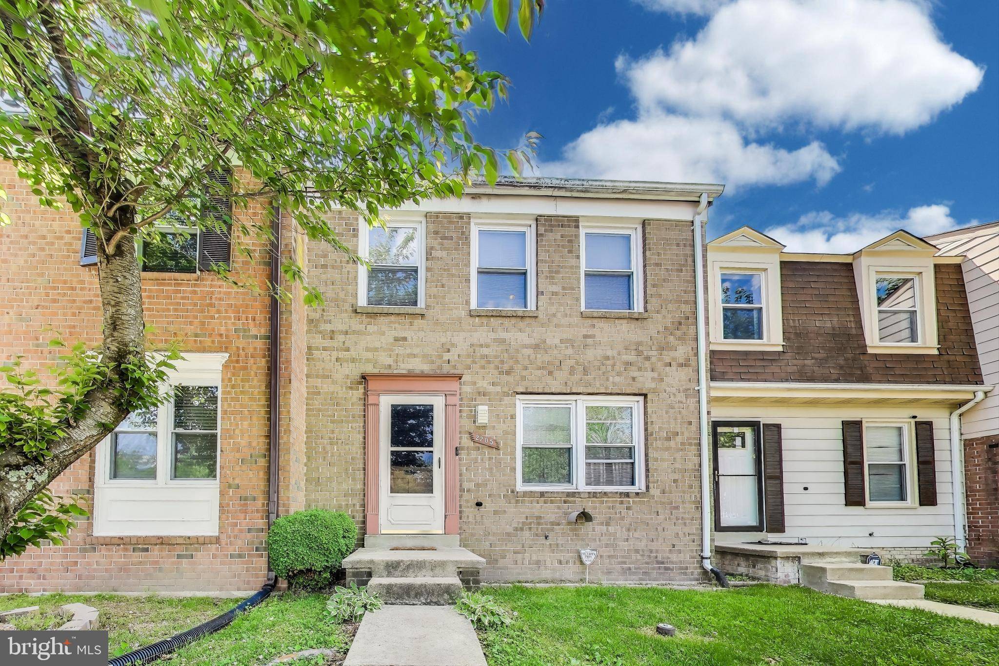 Temple Hills, MD 20748,2205 ANVIL LN