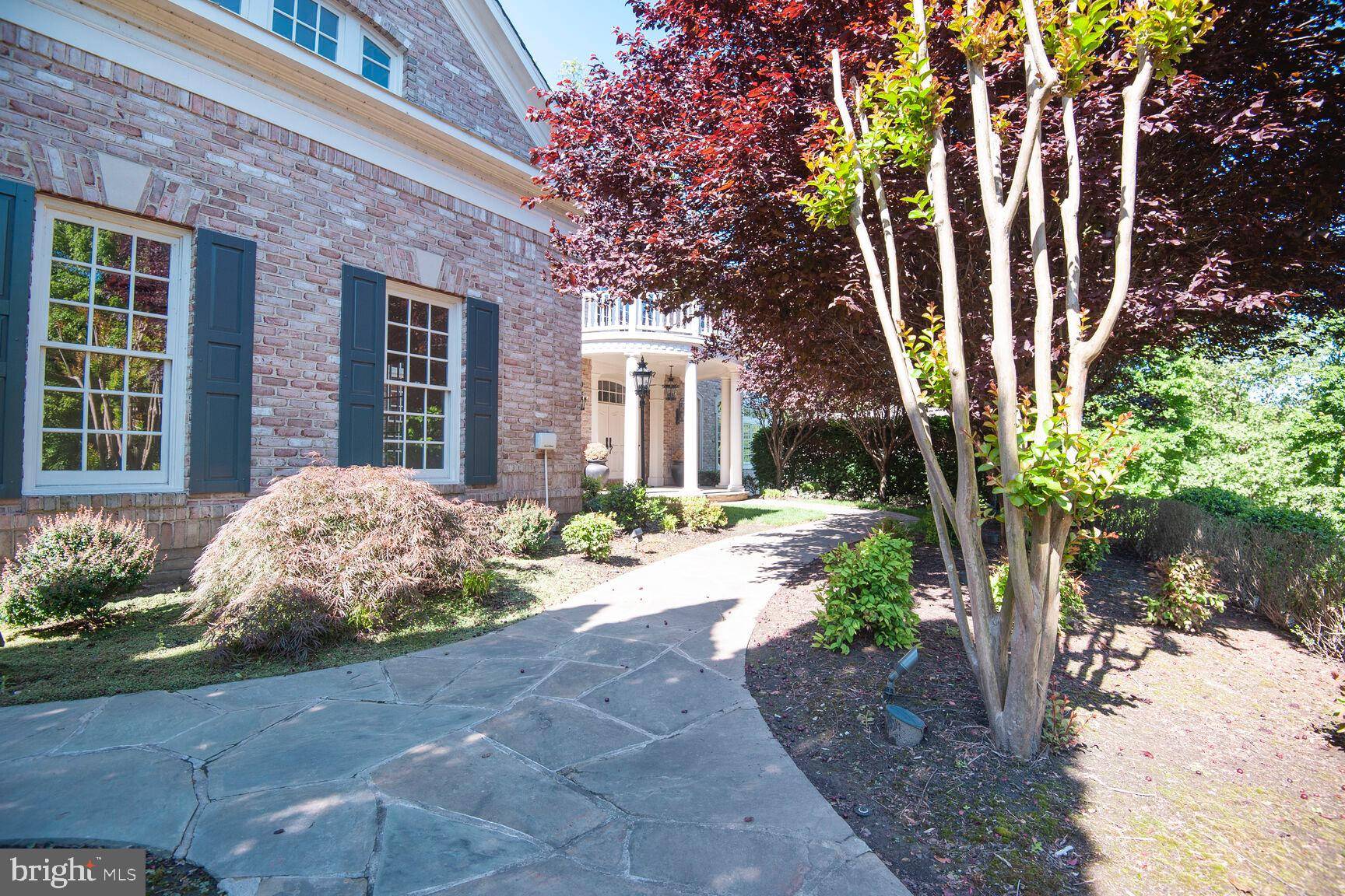 Mclean, VA 22102,7845 MONTVALE WAY