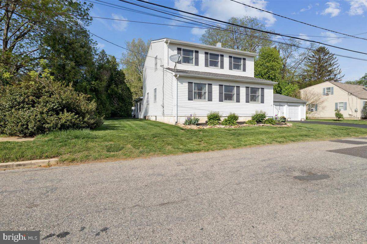 Hamilton, NJ 08620,140 GRANDVIEW AVE