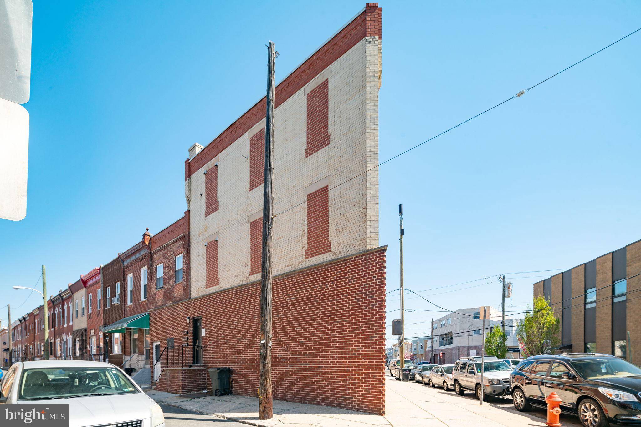 Philadelphia, PA 19148,2541 S CLARION ST