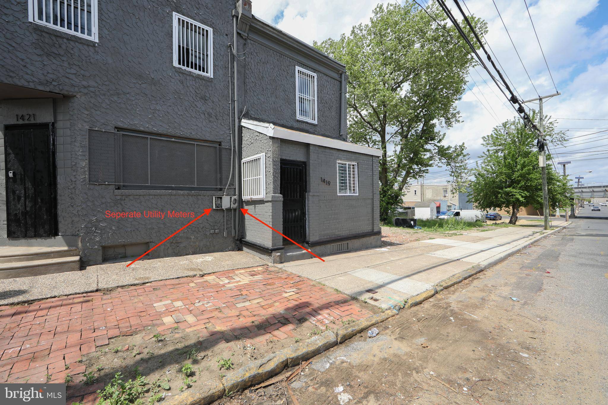 Camden, NJ 08104,1421 LOUIS ST