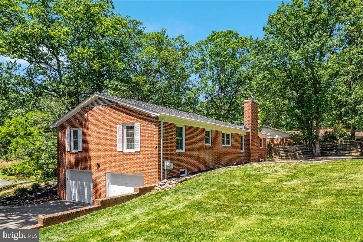 Stephens City, VA 22655,110 OAK RIDGE DR