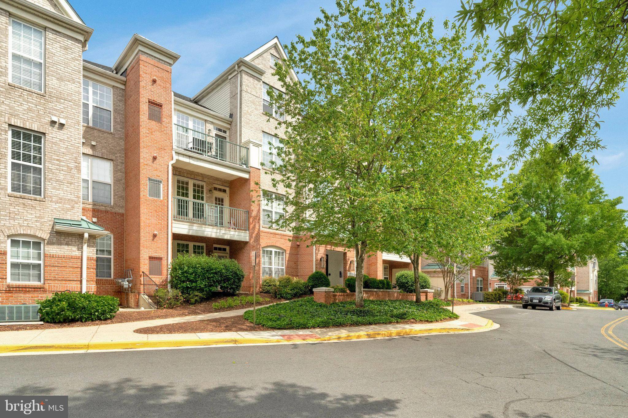 Reston, VA 20190,12170 ABINGTON HALL PL #204