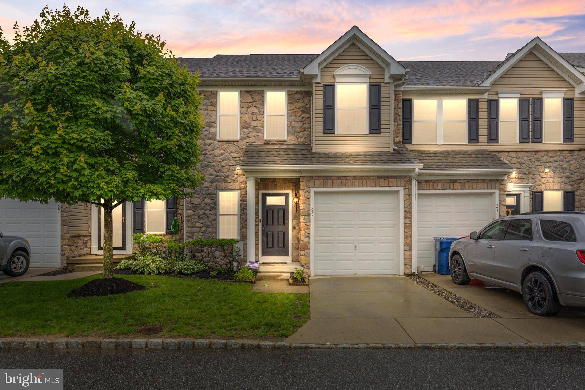 Somerdale, NJ 08083,25 FRANKLIN CIR