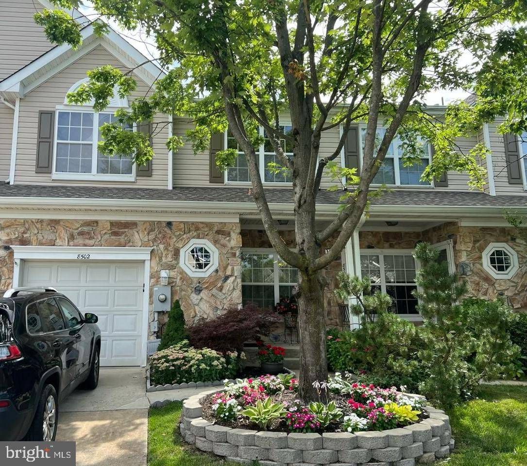Mount Laurel, NJ 08054,8502 NORMANDY DR
