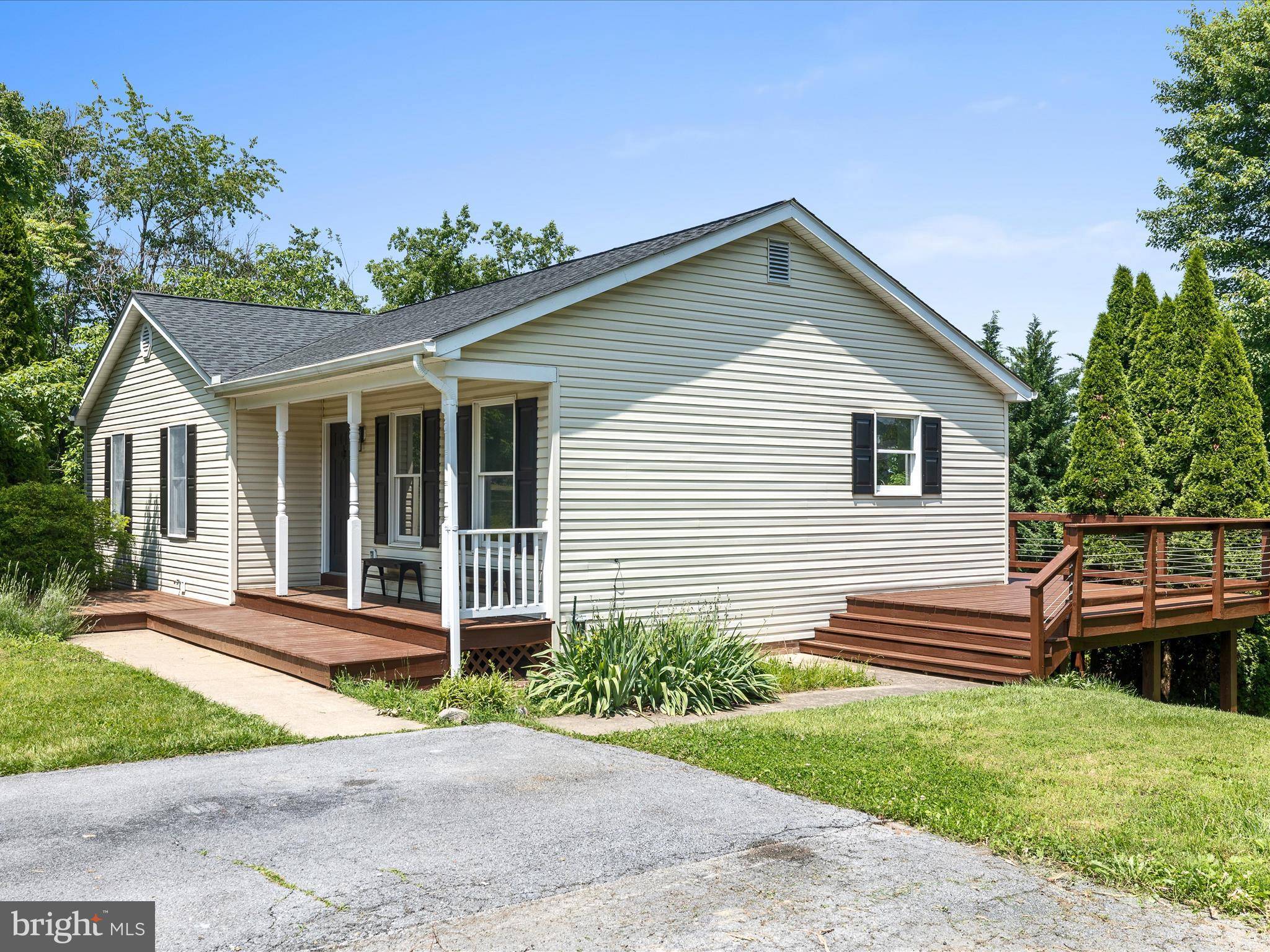 Toms Brook, VA 22660,118 MARGUERITE DR