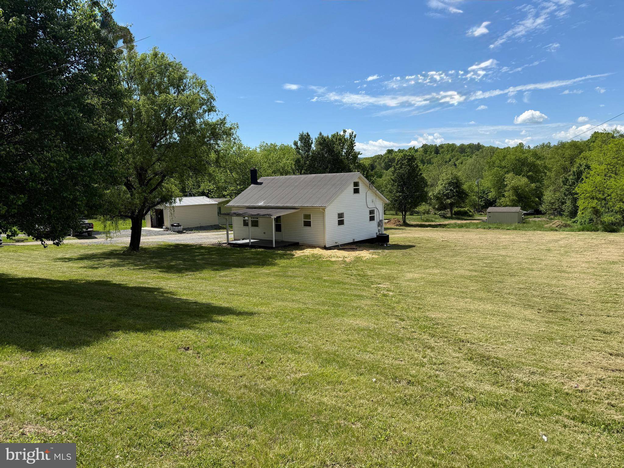 Hedgesville, WV 25427,20 FLYING DOVE LN
