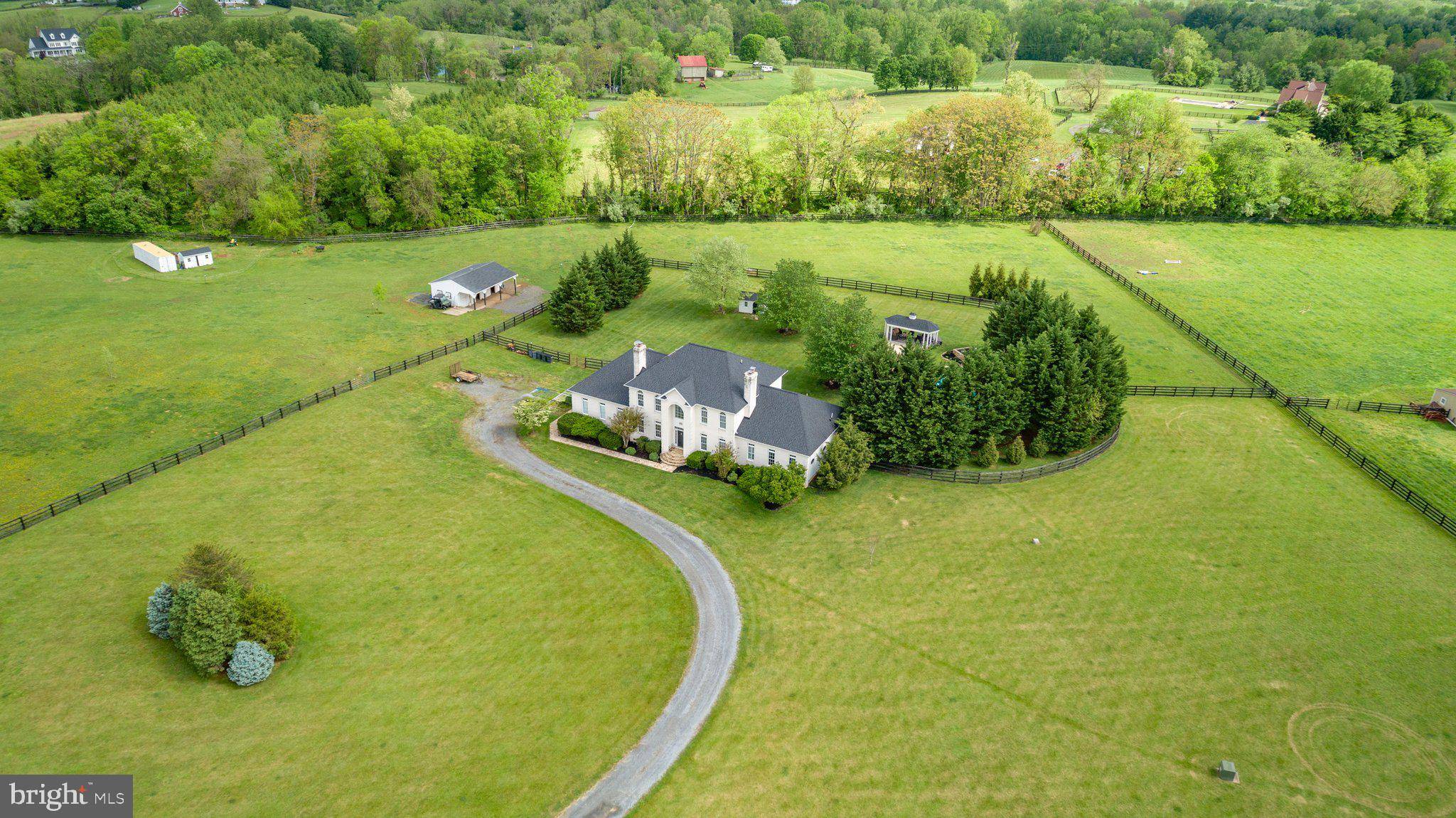 Purcellville, VA 20132,19964 PLEASANT MEADOW LN