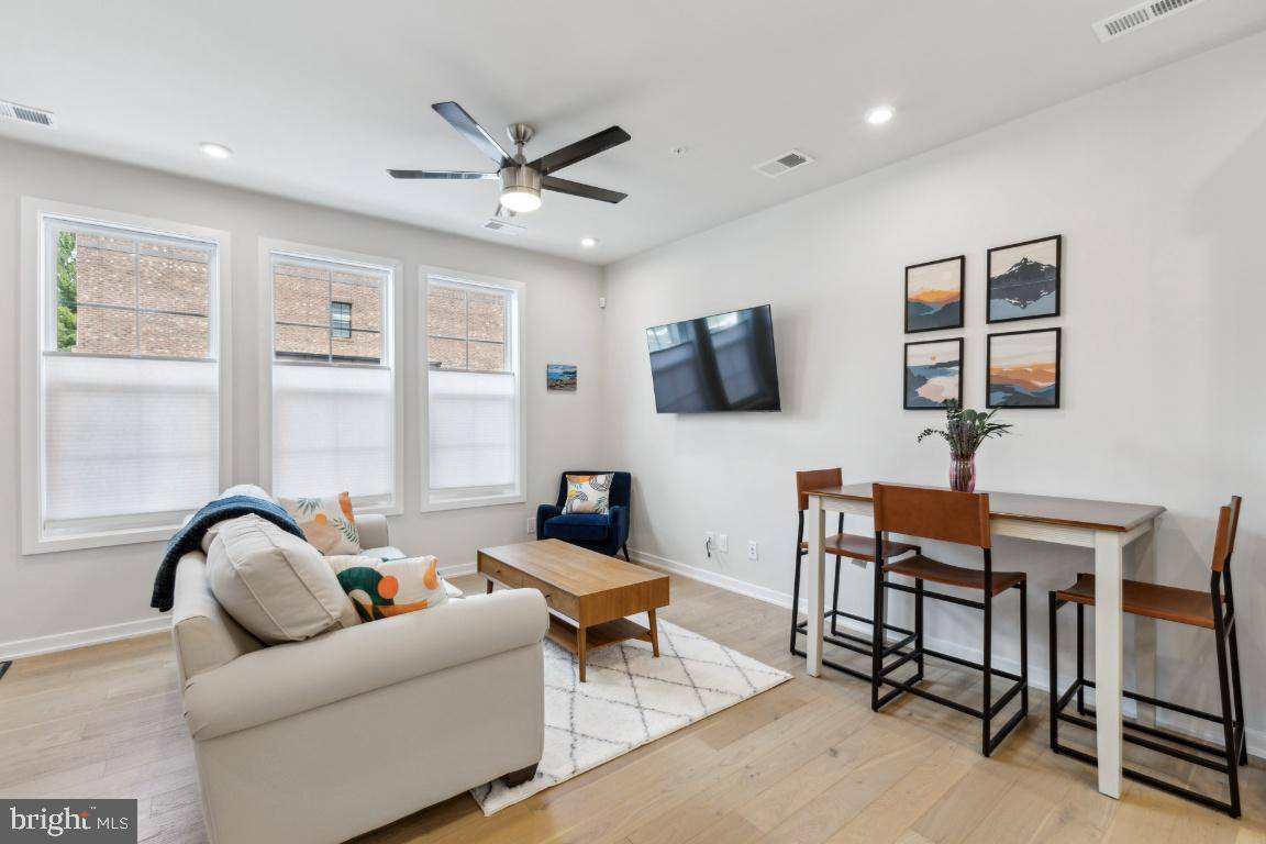 Mclean, VA 22102,7421 BACKETT WOOD TER #1311