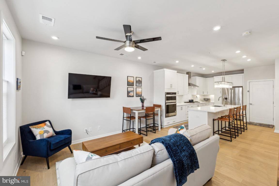 Mclean, VA 22102,7421 BACKETT WOOD TER #1311