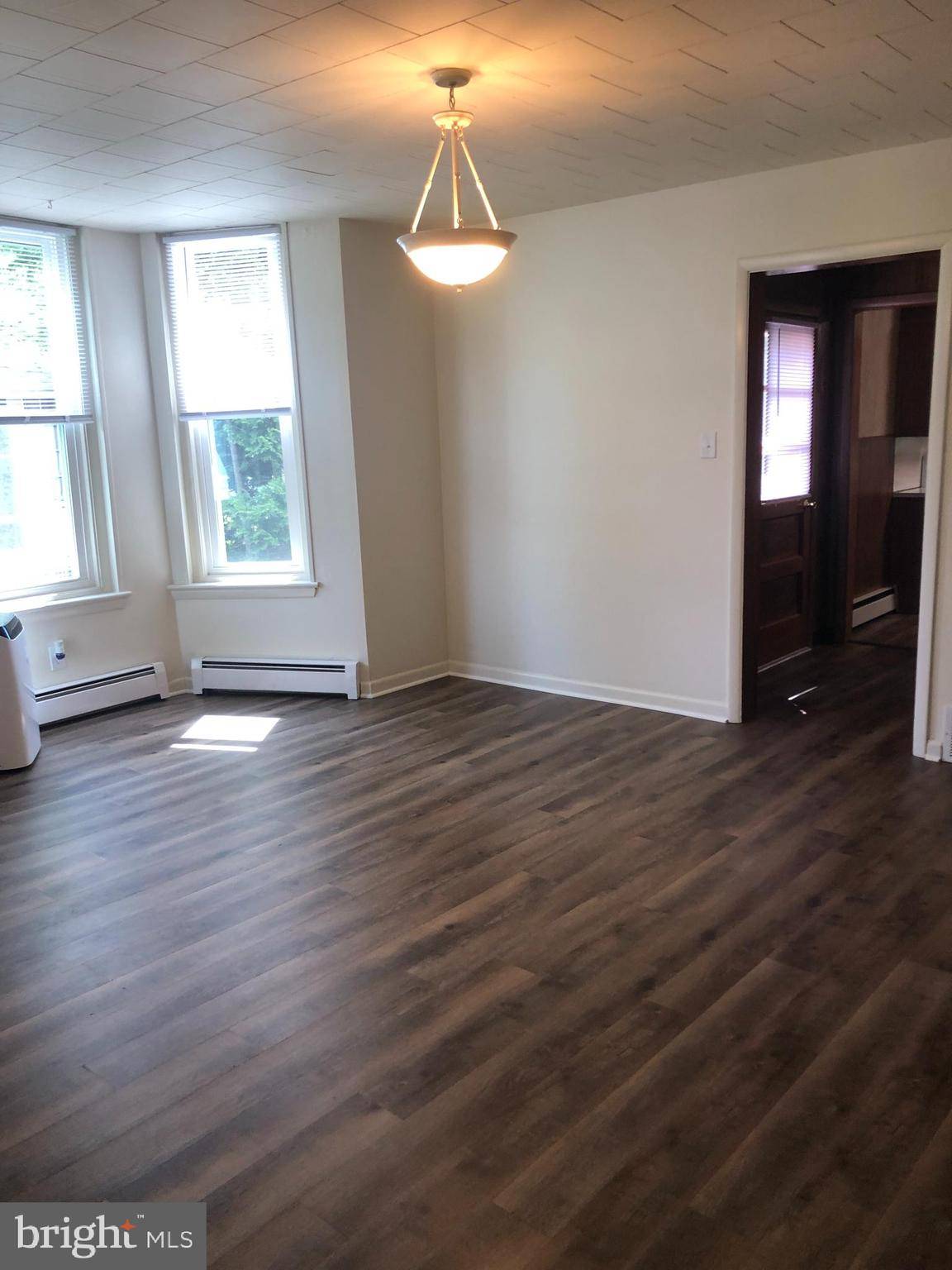Spring City, PA 19475,330 BROAD ST #1ST FLOOR